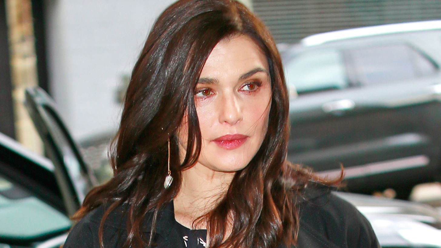Rachel Weisz | &#x3A6;&#x3CC;&#x3C1;&#x3B5;&#x3C3;&#x3B5; &#x3BC;&#x3B5; &#x3C4;&#x3BF;&#x3BD; &#x3C0;&#x3B9;&#x3BF; &#x3C3;&#x3C4;&#x3C5;&#x3BB;&#x3AC;&#x3C4;&#x3BF; &#x3C4;&#x3C1;&#x3CC;&#x3C0;&#x3BF; &#x3C4;&#x3BF; &#x3C6;&#x3CC;&#x3C1;&#x3B5;&#x3BC;&#x3B1; &#x3C0;&#x3BF;&#x3C5; &#x3AD;&#x3C7;&#x3B5;&#x3B9;&#x3C2; &#x3BA;&#x3B9; &#x3B5;&#x3C3;&#x3CD;