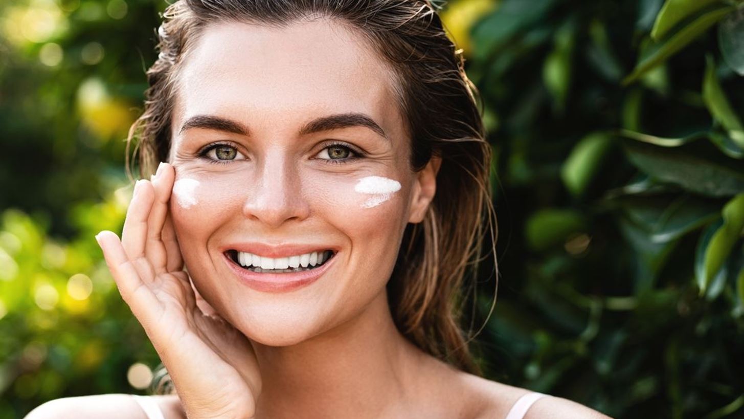 Η κρέμα που πρέπει να δοκιμάσεις αν θέλεις άμεση σύσφιγξη