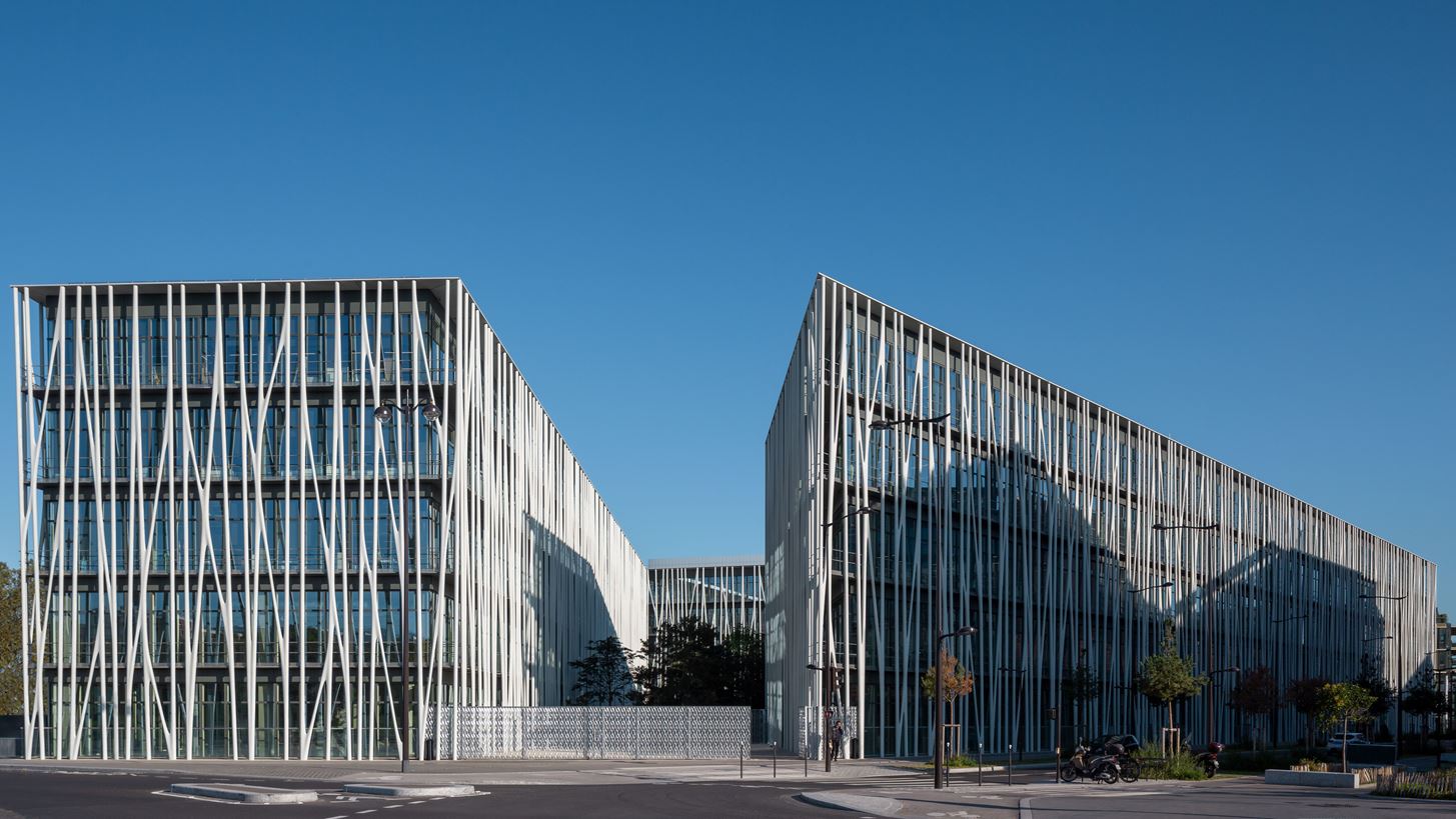 M&#xE9;tiers d&#x2019;Art 2021/22 | &#x39F; &#x3BF;&#x3AF;&#x3BA;&#x3BF;&#x3C2; Chanel &#x3B8;&#x3B1; &#x3C0;&#x3B1;&#x3C1;&#x3BF;&#x3C5;&#x3C3;&#x3B9;&#x3AC;&#x3C3;&#x3B5;&#x3B9; &#x3C4;&#x3B7; &#x3BD;&#x3AD;&#x3B1; &#x3BA;&#x3BF;&#x3BB;&#x3B5;&#x3BE;&#x3B9;&#x3CC;&#x3BD; &#x3C3;&#x3B5; &#x3AD;&#x3BD;&#x3B1; show-&#x3C6;&#x3CC;&#x3C1;&#x3BF; &#x3C4;&#x3B9;&#x3BC;&#x3AE;&#x3C2; &#x3C3;&#x3C4;&#x3B7;&#x3BD; &#x3B1;&#x3C3;&#x3CD;&#x3B3;&#x3BA;&#x3C1;&#x3B9;&#x3C4;&#x3B7; &#x3B1;&#x3C1;&#x3B9;&#x3C3;&#x3C4;&#x3BF;&#x3C4;&#x3B5;&#x3C7;&#x3BD;&#x3AF;&#x3B1;