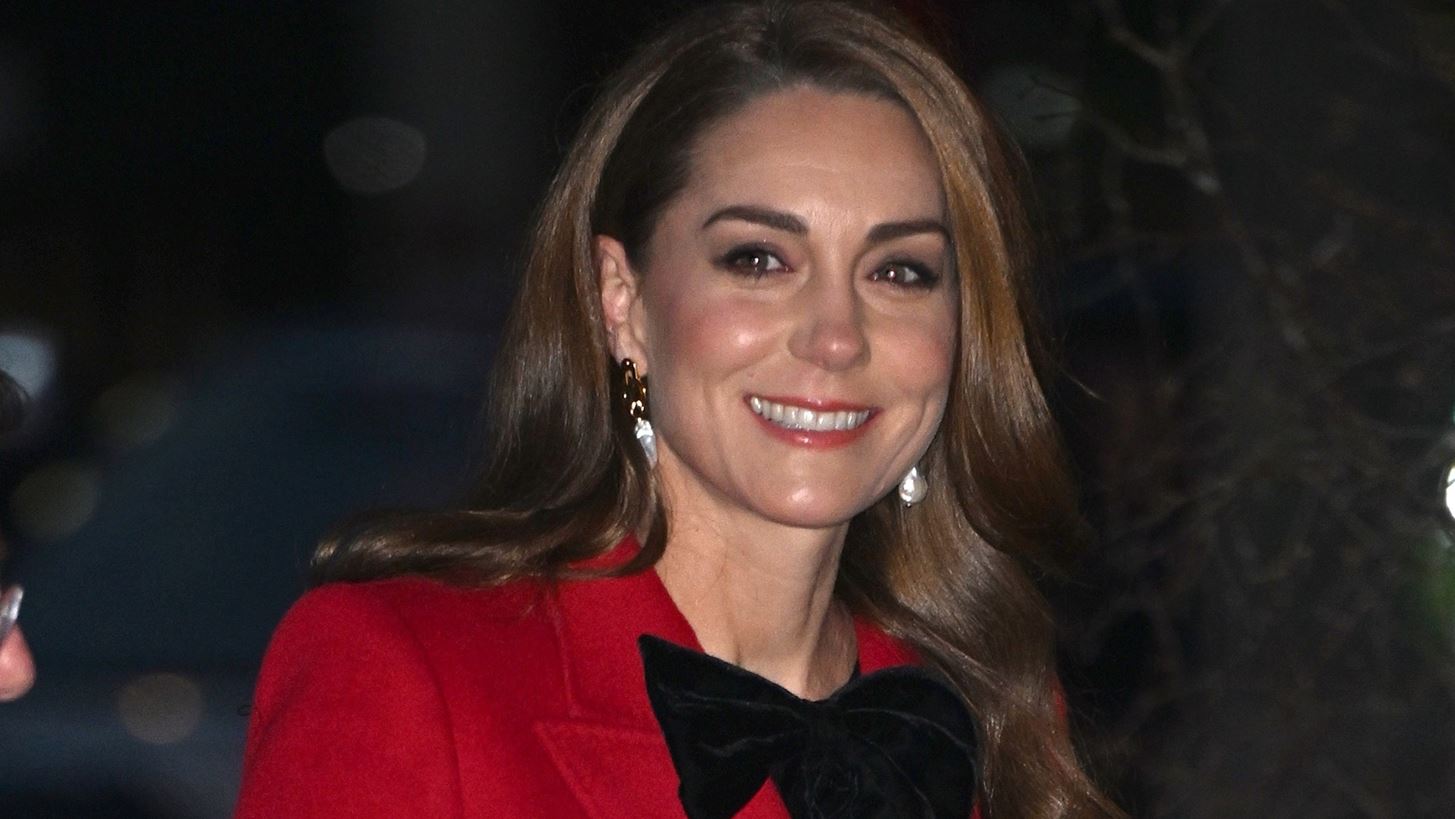 &#x397; Kate Middleton &#x3C3;&#x3C4;&#x3B7; &#x3A7;&#x3C1;&#x3B9;&#x3C3;&#x3C4;&#x3BF;&#x3C5;&#x3B3;&#x3B5;&#x3BD;&#x3BD;&#x3B9;&#x3AC;&#x3C4;&#x3B9;&#x3BA;&#x3B7; &#x3C3;&#x3C5;&#x3BD;&#x3B1;&#x3C5;&#x3BB;&#x3AF;&#x3B1; &#x3C4;&#x3B7;&#x3C2; | &#x397; &#x3B5;&#x3B9;&#x3BA;&#x3CC;&#x3BD;&#x3B1; &#x3C4;&#x3B7;&#x3C2; &#x3C0;&#x3C1;&#x3B9;&#x3B3;&#x3BA;&#x3AF;&#x3C0;&#x3B9;&#x3C3;&#x3C3;&#x3B1;&#x3C2; &#x3C4;&#x3B7;&#x3C2; &#x39F;&#x3C5;&#x3B1;&#x3BB;&#x3AF;&#x3B1;&#x3C2; &#x3C0;&#x3AF;&#x3C3;&#x3C9; &#x3B1;&#x3C0;&#x3CC; &#x3C4;&#x3B9;&#x3C2; &#x3BA;&#x3AC;&#x3BC;&#x3B5;&#x3C1;&#x3B5;&#x3C2;