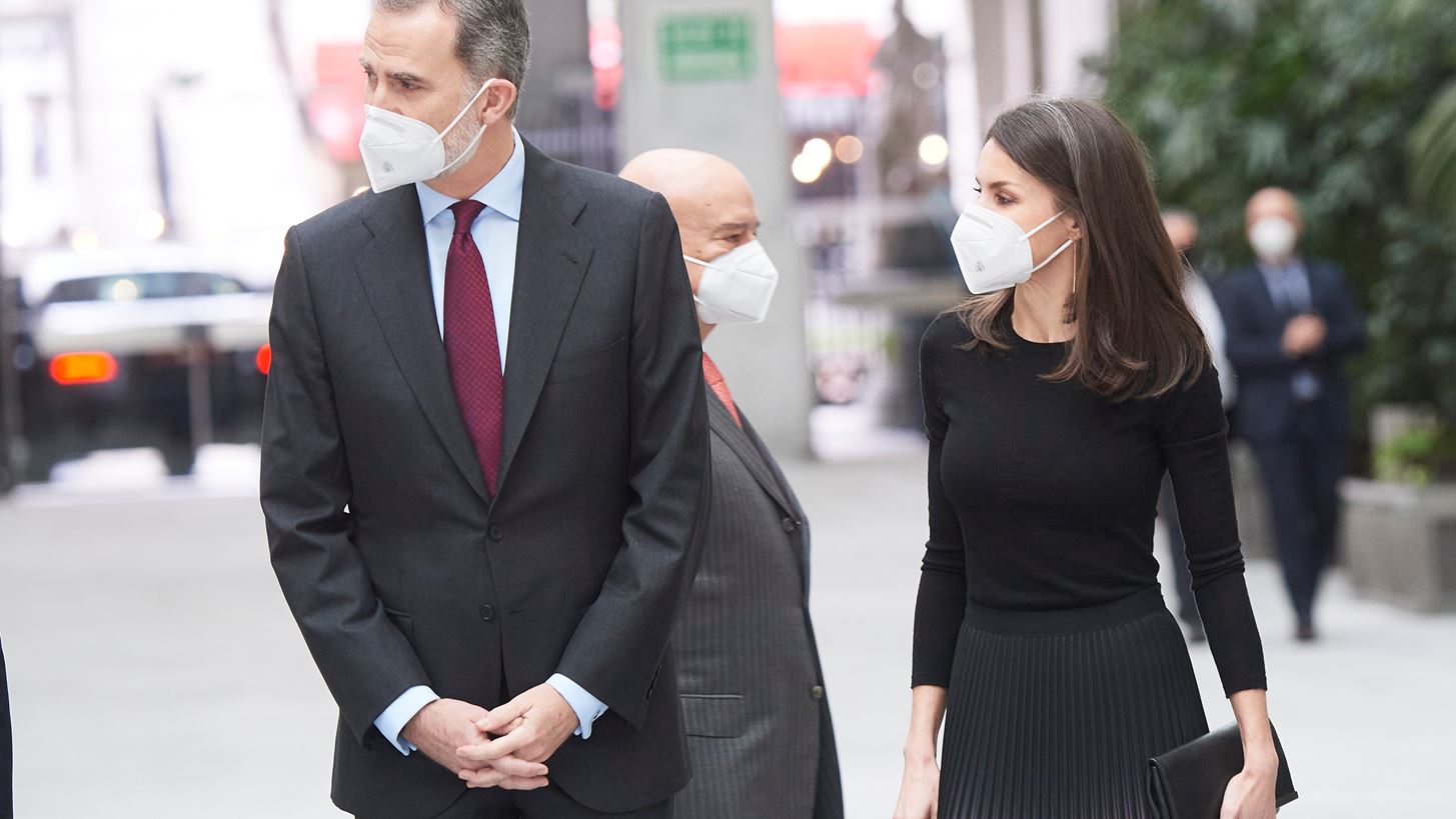 &#x397; ultra chic &#x3B5;&#x3BC;&#x3C6;&#x3AC;&#x3BD;&#x3B9;&#x3C3;&#x3B7; &#x3C4;&#x3B7;&#x3C2; &#x3B2;&#x3B1;&#x3C3;&#x3AF;&#x3BB;&#x3B9;&#x3C3;&#x3C3;&#x3B1;&#x3C2; Letizia &#x3BC;&#x3B5; &#x3C0;&#x3BB;&#x3B9;&#x3C3;&#x3AD; &#x3C6;&#x3BF;&#x3CD;&#x3C3;&#x3C4;&#x3B1;