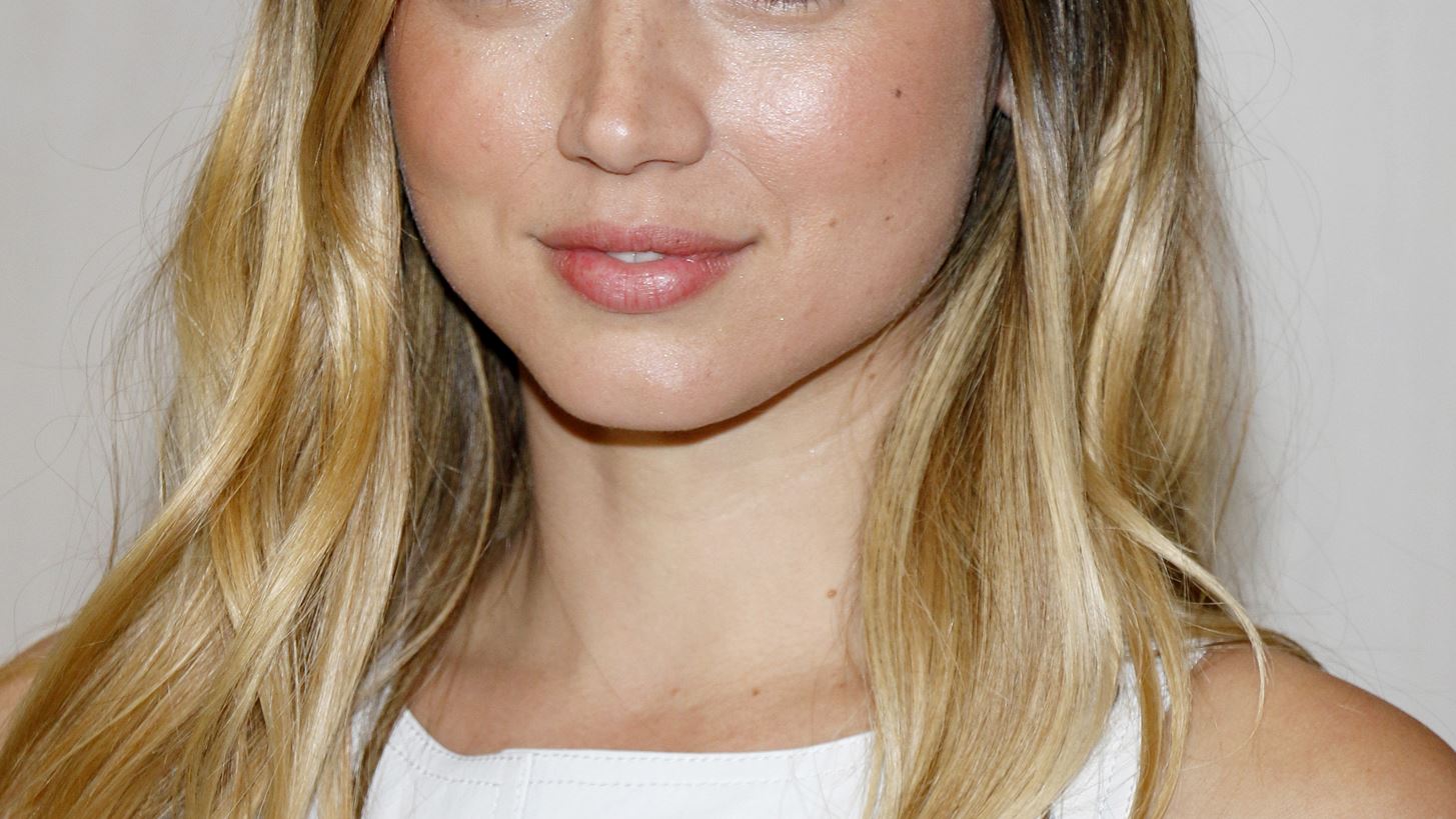 Ana de Armas | Fans &#x3C4;&#x3B7;&#x3C2; &#x3BC;&#x3AE;&#x3BD;&#x3C5;&#x3C3;&#x3B1;&#x3BD; &#x3C4;&#x3B7;&#x3BD; Universal &#x3B5;&#x3C0;&#x3B5;&#x3B9;&#x3B4;&#x3AE; &#x3B4;&#x3B5;&#x3BD; &#x3B5;&#x3BC;&#x3C6;&#x3B1;&#x3BD;&#x3AF;&#x3C3;&#x3C4;&#x3B7;&#x3BA;&#x3B5; &#x3C3;&#x3C4;&#x3BF; &#x2018;Yesterday&#x2019;