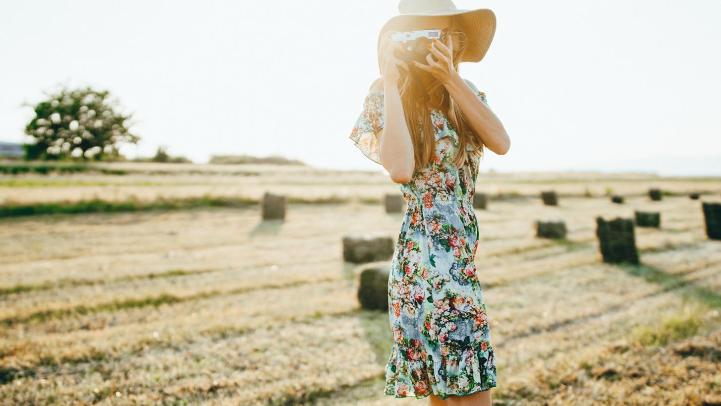 Digital Detox Summer | &#x3A4;&#x3BF; &quot;&#x3C0;&#x3BF;&#x3BB;&#x3C5;&#x3C4;&#x3B5;&#x3BB;&#x3AD;&#x3C2;&quot; trend &#x3C4;&#x3BF;&#x3C5; &#x3C6;&#x3B5;&#x3C4;&#x3B9;&#x3BD;&#x3BF;&#x3CD; &#x3BA;&#x3B1;&#x3BB;&#x3BF;&#x3BA;&#x3B1;&#x3B9;&#x3C1;&#x3B9;&#x3BF;&#x3CD;