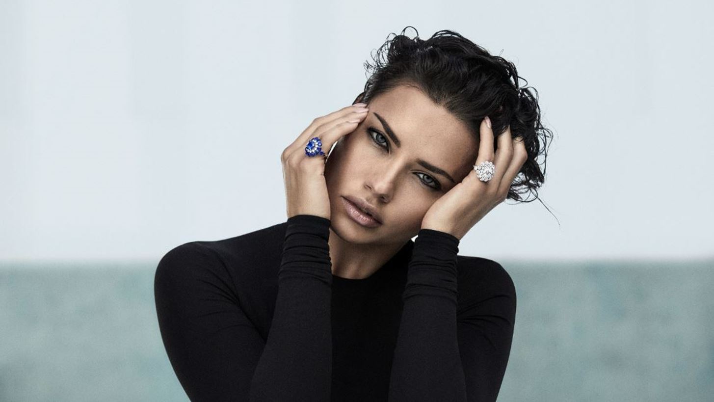 &#x397; Adriana Lima &#x3C0;&#x3C1;&#x3C9;&#x3C4;&#x3B1;&#x3B3;&#x3C9;&#x3BD;&#x3B9;&#x3C3;&#x3C4;&#x3B5;&#x3AF; &#x3C3;&#x3C4;&#x3B7; &#x3BD;&#x3AD;&#x3B1; &#x3C3;&#x3C5;&#x3BB;&#x3BB;&#x3BF;&#x3B3;&#x3AE; &#x3C4;&#x3B7;&#x3C2; Chopard