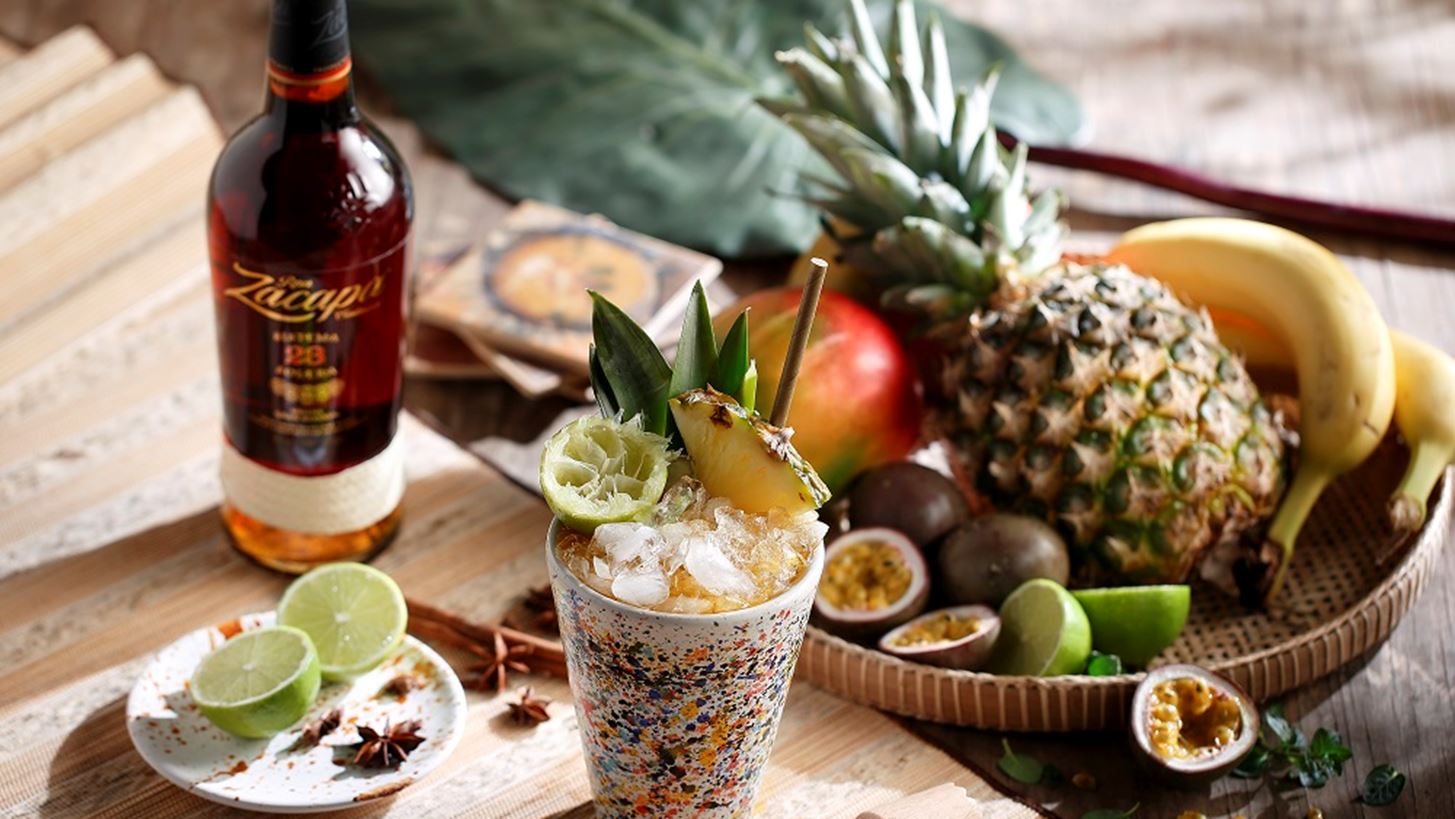 &#x391;&#x3BD;&#x3B1;&#x3BA;&#x3AC;&#x3BB;&#x3C5;&#x3C8;&#x3B5; &#x3C4;&#x3B1; cocktails &#x3C0;&#x3BF;&#x3C5; &#x3B8;&#x3B1; &quot;&#x3C6;&#x3AD;&#x3C1;&#x3BF;&#x3C5;&#x3BD;&quot; &#x3C4;&#x3B7;&#x3BD; &#x386;&#x3BD;&#x3BF;&#x3B9;&#x3BE;&#x3B7; &#x3C3;&#x3C4;&#x3BF; &#x3C0;&#x3BF;&#x3C4;&#x3AE;&#x3C1;&#x3B9; &#x3C3;&#x3BF;&#x3C5;!