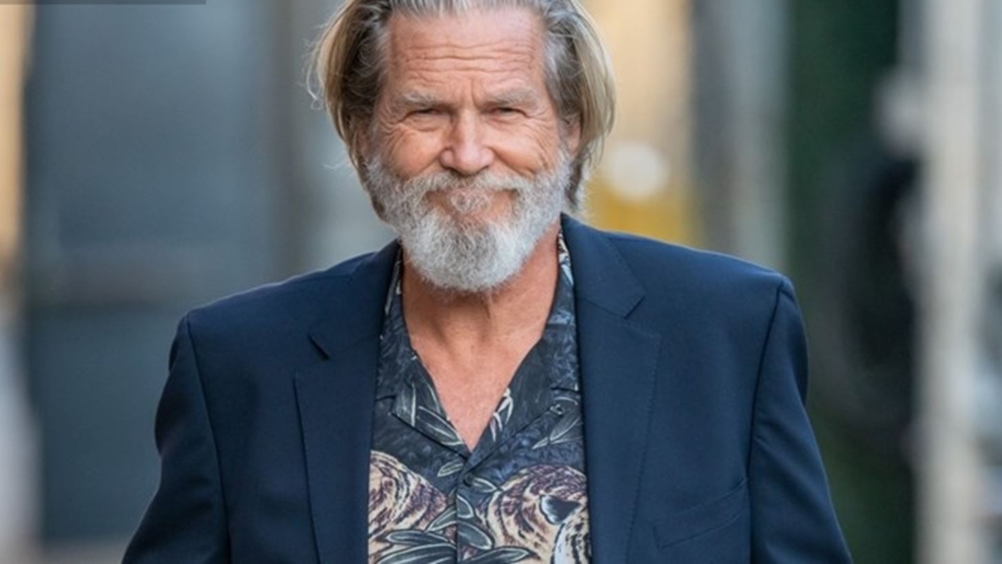 Jeff Bridges: &quot;&#x393;&#x3CD;&#x3C1;&#x3B9;&#x3B6;&#x3B1; &#x3C3;&#x3BA;&#x3B7;&#x3BD;&#x3AD;&#x3C2; &#x3B4;&#x3C1;&#x3AC;&#x3C3;&#x3B7;&#x3C2; &#x3C7;&#x3C9;&#x3C1;&#x3AF;&#x3C2; &#x3BD;&#x3B1; &#x3BE;&#x3AD;&#x3C1;&#x3C9; &#x3CC;&#x3C4;&#x3B9; &#x3B5;&#x3AF;&#x3C7;&#x3B1; &#x3AD;&#x3BD;&#x3B1;&#x3BD; &#x3CC;&#x3B3;&#x3BA;&#x3BF; 30&#xD7;23 &#x3B5;&#x3BA;&#x3B1;&#x3C4;&#x3BF;&#x3C3;&#x3C4;&#x3AC; &#x3C3;&#x3C4;&#x3BF; &#x3C3;&#x3CE;&#x3BC;&#x3B1; &#x3BC;&#x3BF;&#x3C5;&quot;