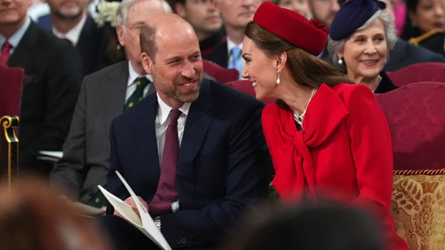 Kate Middleton | &#x3A4;&#x3BF; &#x3B9;&#x3B4;&#x3B9;&#x3B1;&#x3AF;&#x3C4;&#x3B5;&#x3C1;&#x3BF; &#x3C3;&#x3C7;&#x3CC;&#x3BB;&#x3B9;&#x3BF; &#x3B3;&#x3B9;&#x3B1; &#x3C4;&#x3BF; &#x3BC;&#x3BF;&#x3CD;&#x3C3;&#x3B9; &#x3C4;&#x3BF;&#x3C5; &#x3C0;&#x3C1;&#x3AF;&#x3B3;&#x3BA;&#x3B9;&#x3C0;&#x3B1; William