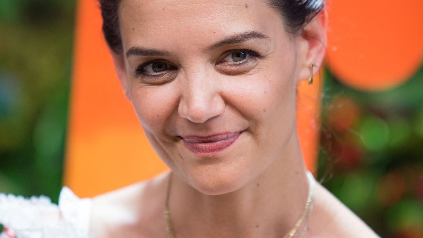 Katie Holmes | &#x39F;&#x3B9; stylish &#x3B5;&#x3BC;&#x3C6;&#x3B1;&#x3BD;&#x3AF;&#x3C3;&#x3B5;&#x3B9;&#x3C2; &#x3C4;&#x3B7;&#x3C2; &#x3C3;&#x3C4;&#x3B7; Disneyland &#x3B8;&#x3B1; &#x3C3;&#x3BF;&#x3C5; &#x3C6;&#x3C4;&#x3B9;&#x3AC;&#x3BE;&#x3BF;&#x3C5;&#x3BD; &#x3C4;&#x3B7; &#x3BC;&#x3AD;&#x3C1;&#x3B1;