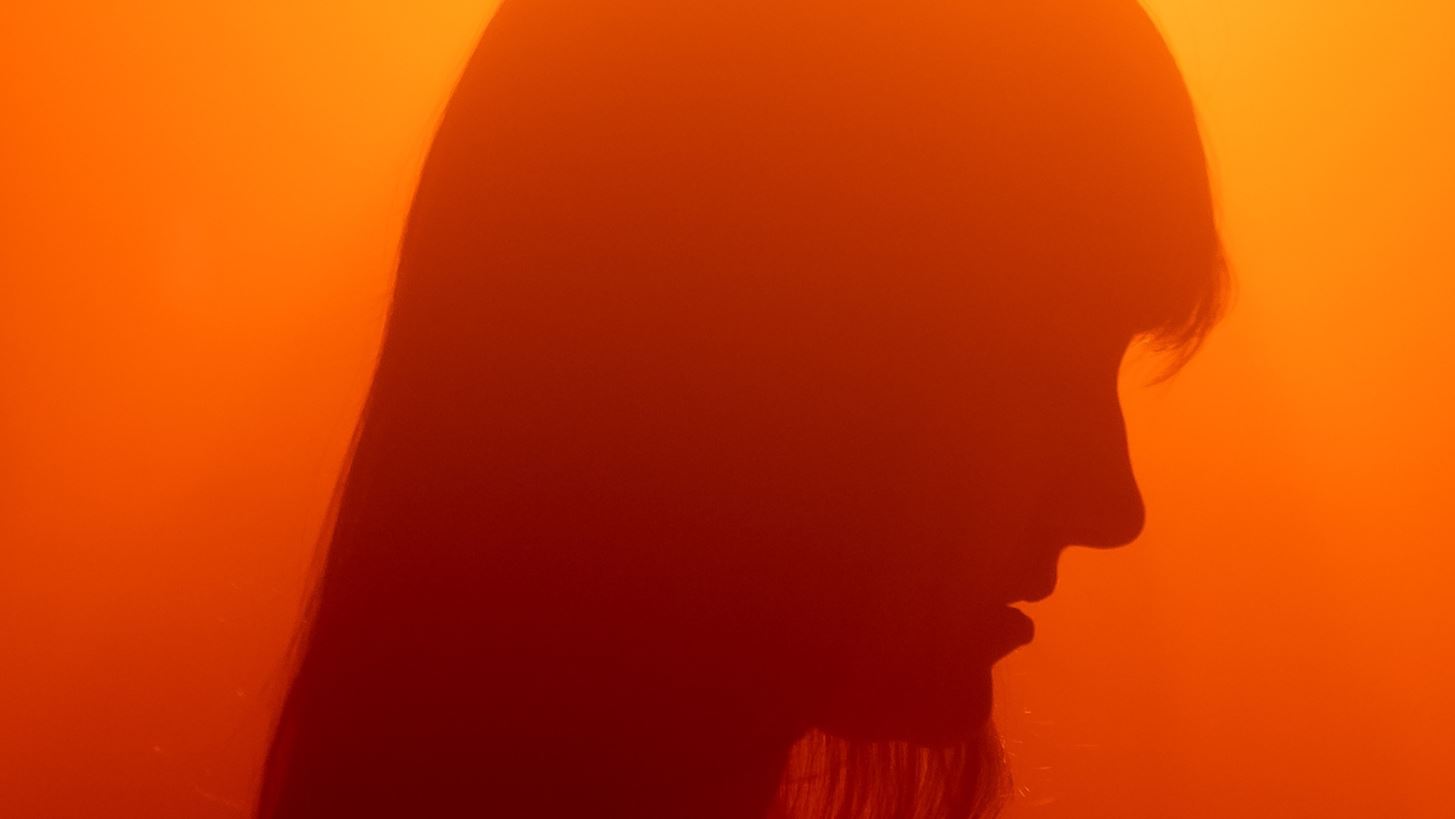 Σαν Ήλιος | Η Χριστίνα Ψύχα επιστρέφει με νέο τραγούδι