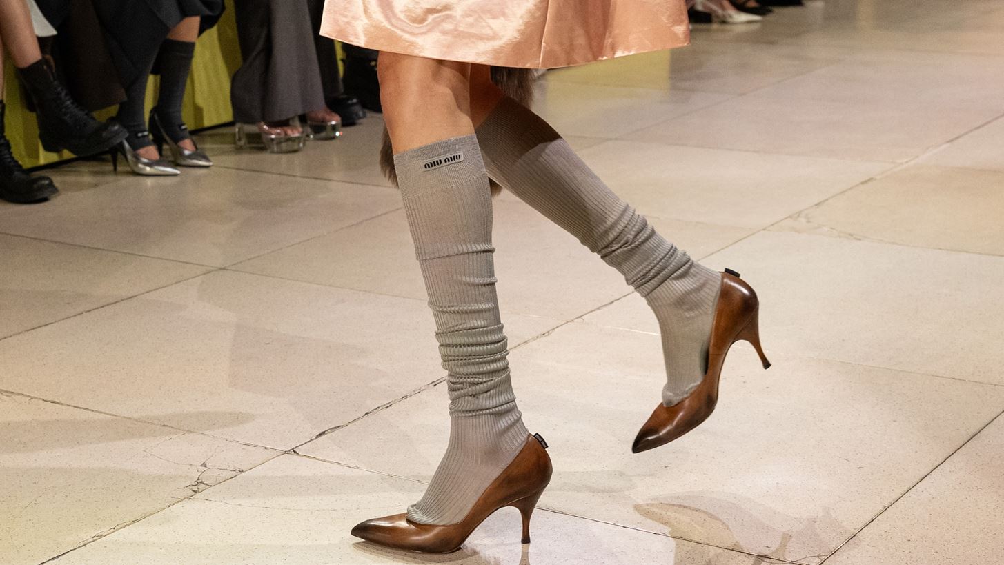 &#x39F;&#x3B9; &#x3BA;&#x3BF;&#x3C1;&#x3C5;&#x3C6;&#x3B1;&#x3AF;&#x3B5;&#x3C2; &#x3C4;&#x3AC;&#x3C3;&#x3B5;&#x3B9;&#x3C2; &#x3C4;&#x3B7;&#x3C2; &#x3BC;&#x3CC;&#x3B4;&#x3B1;&#x3C2; &#x3C3;&#x3C4;&#x3B1; &#x3C0;&#x3B1;&#x3C0;&#x3BF;&#x3CD;&#x3C4;&#x3C3;&#x3B9;&#x3B1; &#x3B3;&#x3B9;&#x3B1; &#x3C4;&#x3B7; &#x3C3;&#x3B5;&#x3B6;&#x3CC;&#x3BD; &#x3A6;&#x3B8;&#x3B9;&#x3BD;&#x3CC;&#x3C0;&#x3C9;&#x3C1;&#x3BF;/&#x3A7;&#x3B5;&#x3B9;&#x3BC;&#x3CE;&#x3BD;&#x3B1;&#x3C2; 2025-2026