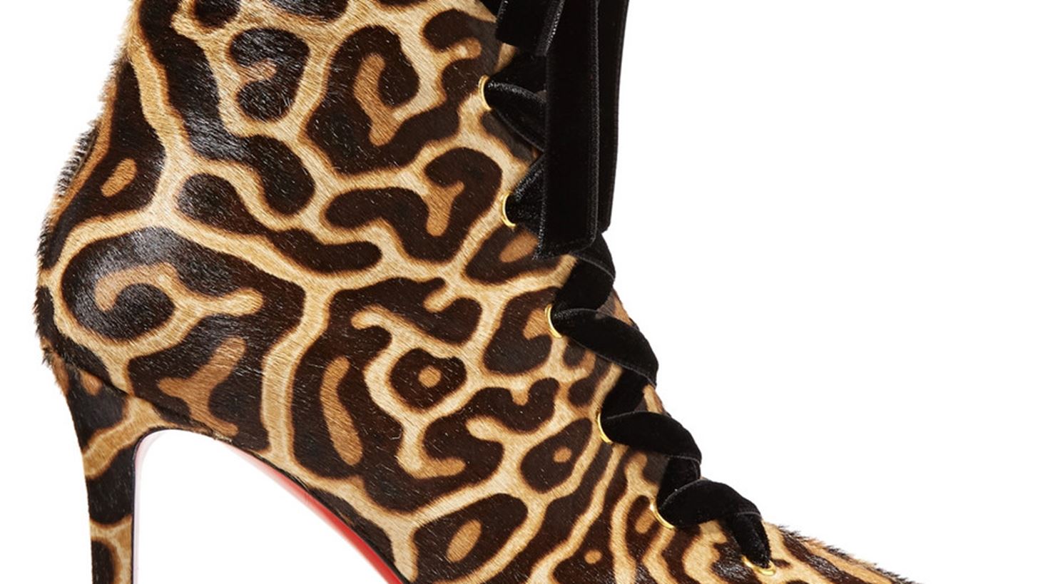 Αυτό το ζευγάρι ankle boots πρέπει να γίνει δικό σου