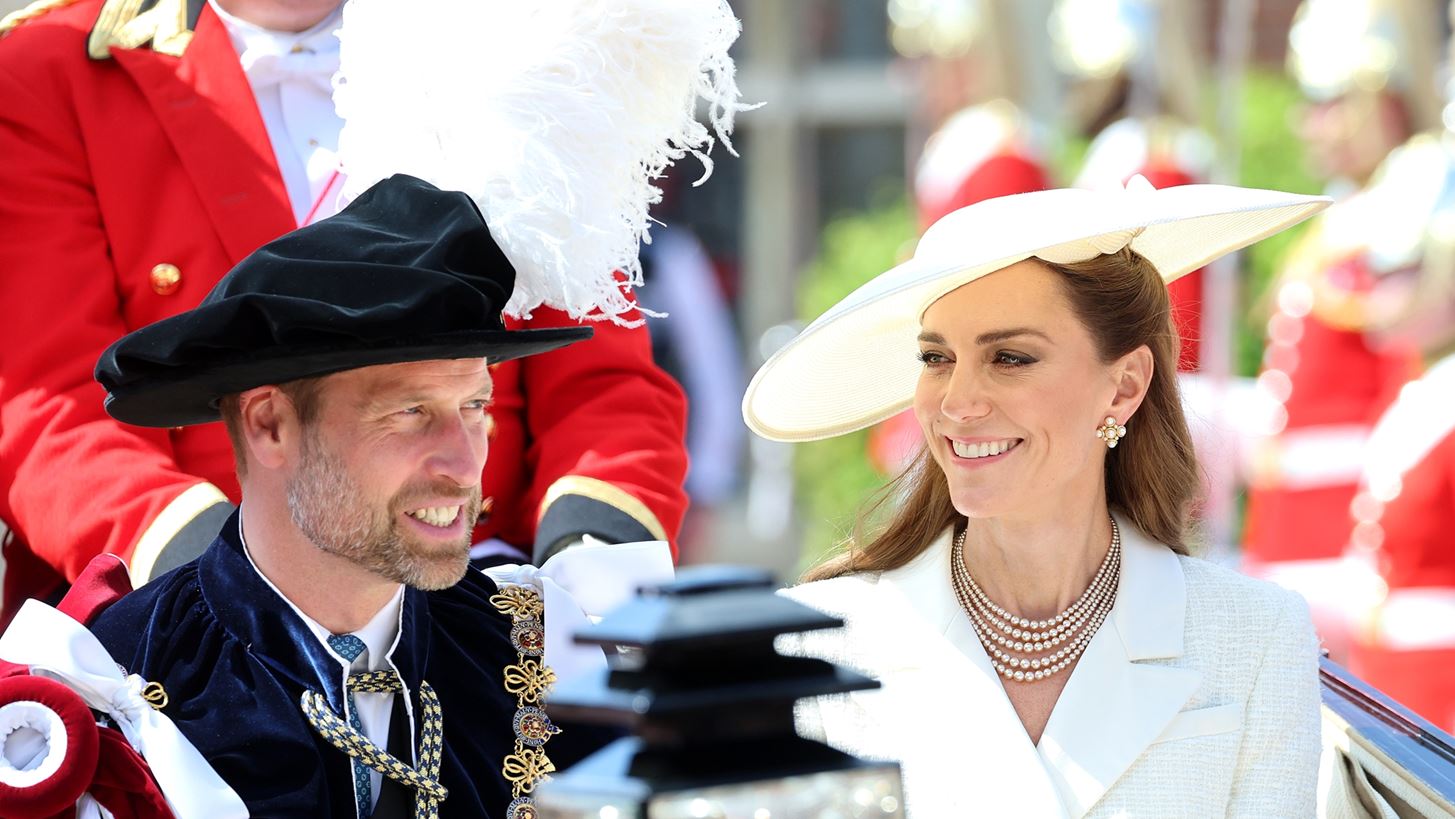 &#x397; Kate Middleton &#x3C6;&#x3C9;&#x3C4;&#x3BF;&#x3B3;&#x3C1;&#x3B1;&#x3C6;&#x3AF;&#x3B6;&#x3B5;&#x3B9; &#x3C4;&#x3BF;&#x3BD; &#x3C0;&#x3C1;&#x3AF;&#x3B3;&#x3BA;&#x3B9;&#x3C0;&#x3B1; William &#x3BC;&#x3B5; &#x3C4;&#x3B1; &#x3BD;&#x3AD;&#x3B1; &#x3BC;&#x3AD;&#x3BB;&#x3B7; &#x3C4;&#x3B7;&#x3C2; &#x3BF;&#x3B9;&#x3BA;&#x3BF;&#x3B3;&#x3AD;&#x3BD;&#x3B5;&#x3B9;&#x3AC;&#x3C2; &#x3C4;&#x3BF;&#x3C5;&#x3C2;