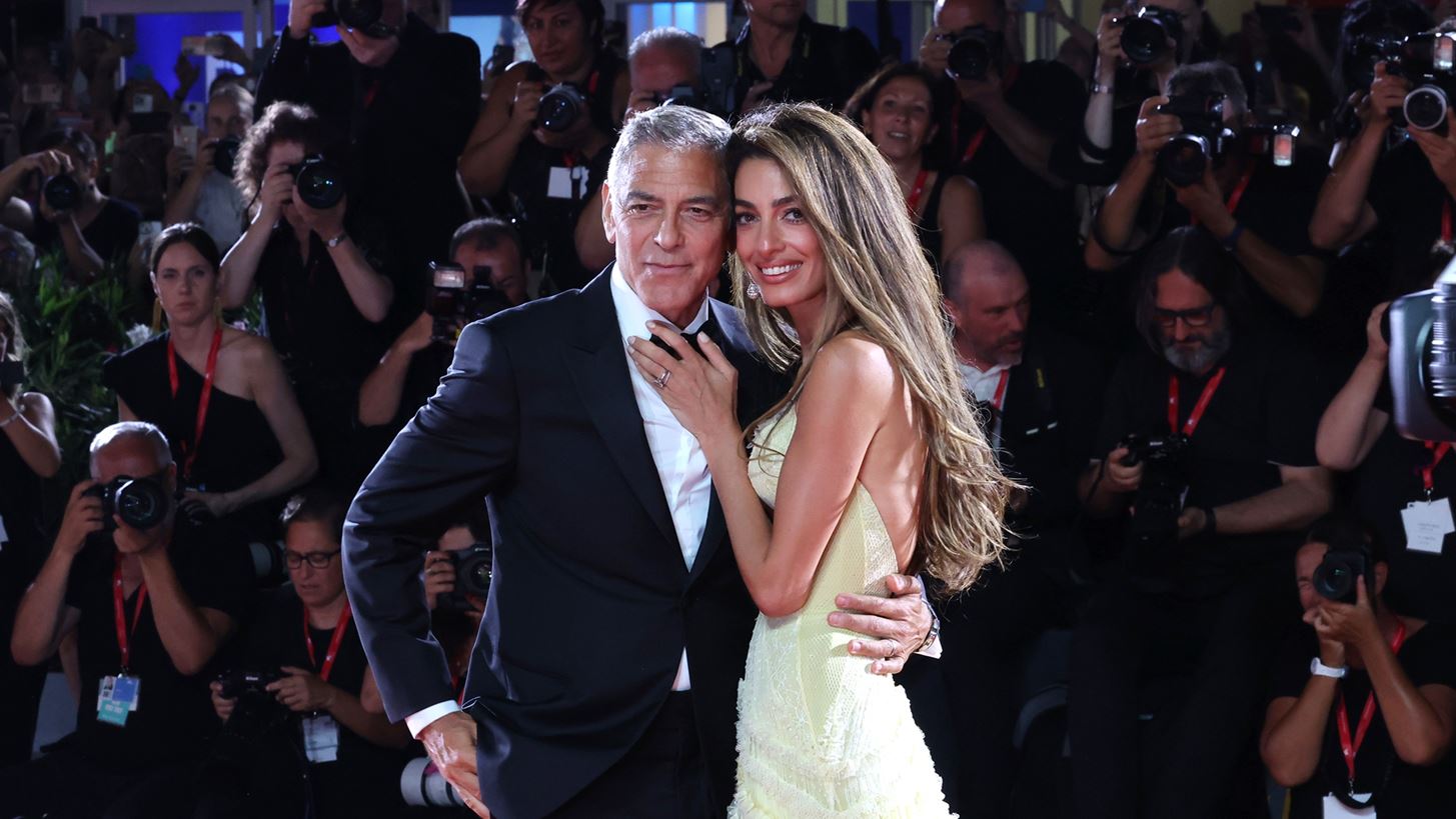&#x39F; George Clooney &#x3C3;&#x3B5; &#x3BC;&#x3AF;&#x3B1; &#x3C3;&#x3C0;&#x3AC;&#x3BD;&#x3B9;&#x3B1; &#x3B1;&#x3C0;&#x3BF;&#x3BA;&#x3AC;&#x3BB;&#x3C5;&#x3C8;&#x3B7; &#x3B3;&#x3B9;&#x3B1; &#x3C4;&#x3BF;&#x3BD; 7&#x3C7;&#x3C1;&#x3BF;&#x3BD;&#x3BF; &#x3B3;&#x3B9;&#x3BF; &#x3C4;&#x3BF;&#x3C5;, Alexander