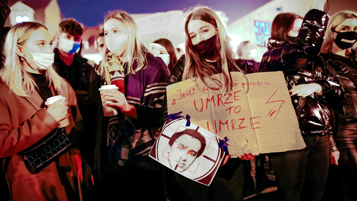 &#x397; &#x3A0;&#x3BF;&#x3BB;&#x3C9;&#x3BD;&#x3AF;&#x3B1; &quot;&#x3AD;&#x3BA;&#x3BB;&#x3B5;&#x3B9;&#x3C3;&#x3B5; &#x3C4;&#x3B7;&#x3BD; &#x3C0;&#x3CC;&#x3C1;&#x3C4;&#x3B1;&quot; &#x3C3;&#x3C4;&#x3B9;&#x3C2; &#x3B1;&#x3C3;&#x3C6;&#x3B1;&#x3BB;&#x3B5;&#x3AF;&#x3C2; &#x3B1;&#x3BC;&#x3B2;&#x3BB;&#x3CE;&#x3C3;&#x3B5;&#x3B9;&#x3C2;