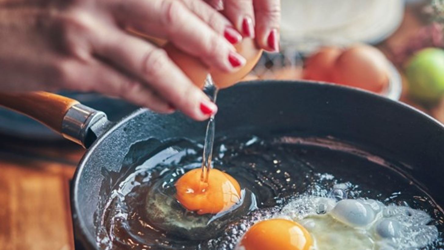 Κάνει να τρως αυγά κάθε μέρα; 7 απορίες για αυτά βρίσκουν απάντηση