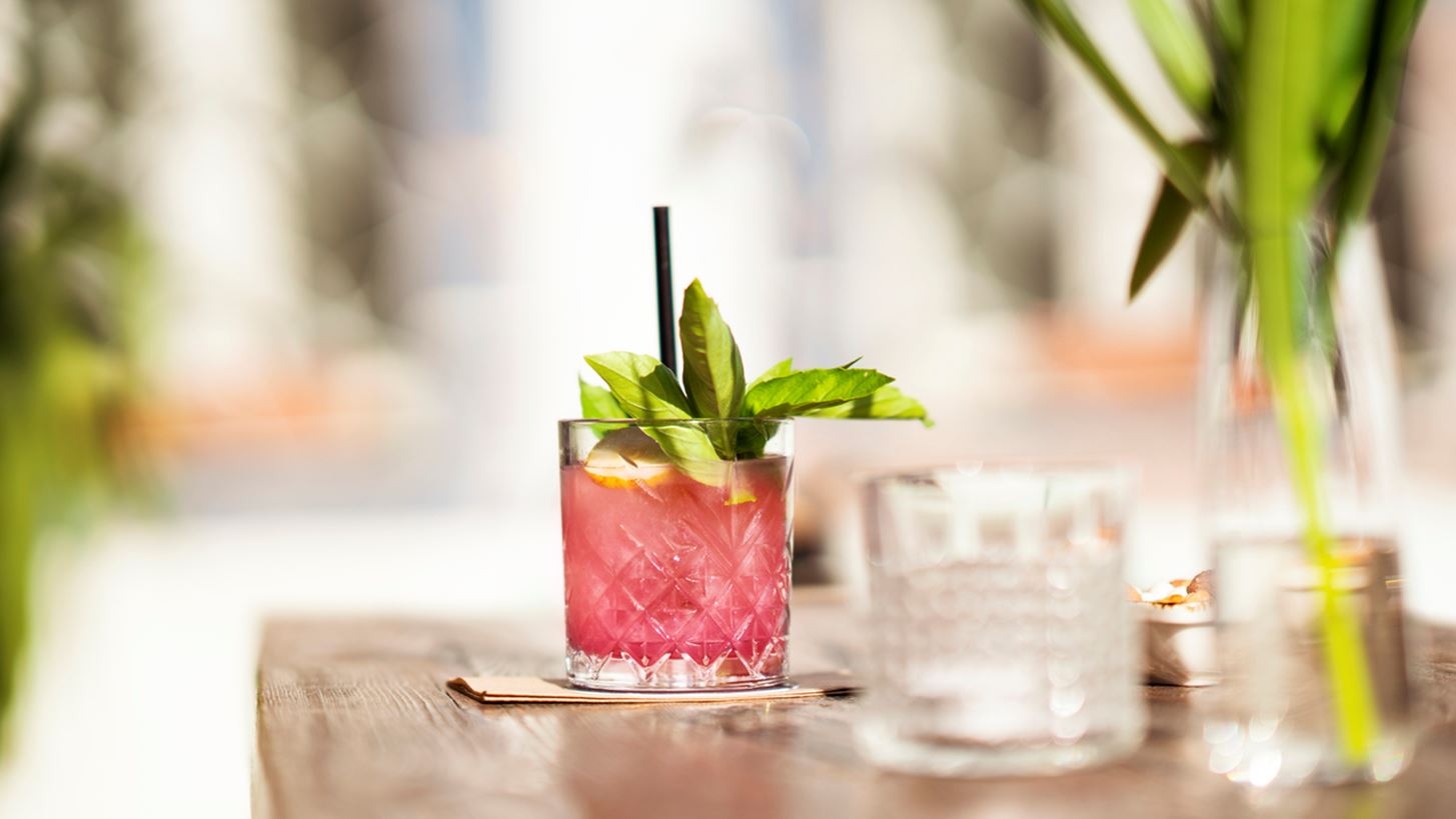 Cocktails &#x3C3;&#x3C4;&#x3BF; &#x3C3;&#x3C0;&#x3AF;&#x3C4;&#x3B9; &#x3C3;&#x3BF;&#x3C5;: &#x391;&#x3C0;&#x3CC; &#x3C0;&#x3BF;&#x3C5; &#x3BC;&#x3C0;&#x3BF;&#x3C1;&#x3B5;&#x3AF;&#x3C2; &#x3BD;&#x3B1; &#x3C0;&#x3B1;&#x3C1;&#x3B1;&#x3B3;&#x3B3;&#x3B5;&#x3AF;&#x3BB;&#x3B5;&#x3B9;&#x3C2; &#x3C4;&#x3CE;&#x3C1;&#x3B1;