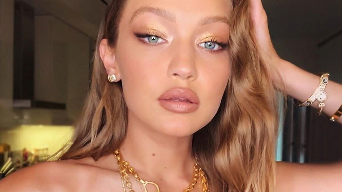 Gigi Hadid | &#x388;&#x3C4;&#x3C3;&#x3B9; &#x3BA;&#x3B1;&#x3C4;&#x3B1;&#x3C6;&#x3AD;&#x3C1;&#x3BD;&#x3B5;&#x3B9; &#x3BD;&#x3B1; &#x3B4;&#x3B9;&#x3B1;&#x3C4;&#x3B7;&#x3C1;&#x3B5;&#x3AF; &#x3C4;&#x3B1; &#x3BC;&#x3B1;&#x3BB;&#x3BB;&#x3B9;&#x3AC; &#x3C4;&#x3B7;&#x3C2; &#x3C4;&#x3CC;&#x3C3;&#x3BF; &#x3BC;&#x3B1;&#x3BA;&#x3C1;&#x3B9;&#x3AC; &#x3BA;&#x3B1;&#x3B9; &#x3C5;&#x3B3;&#x3B9;&#x3AE;