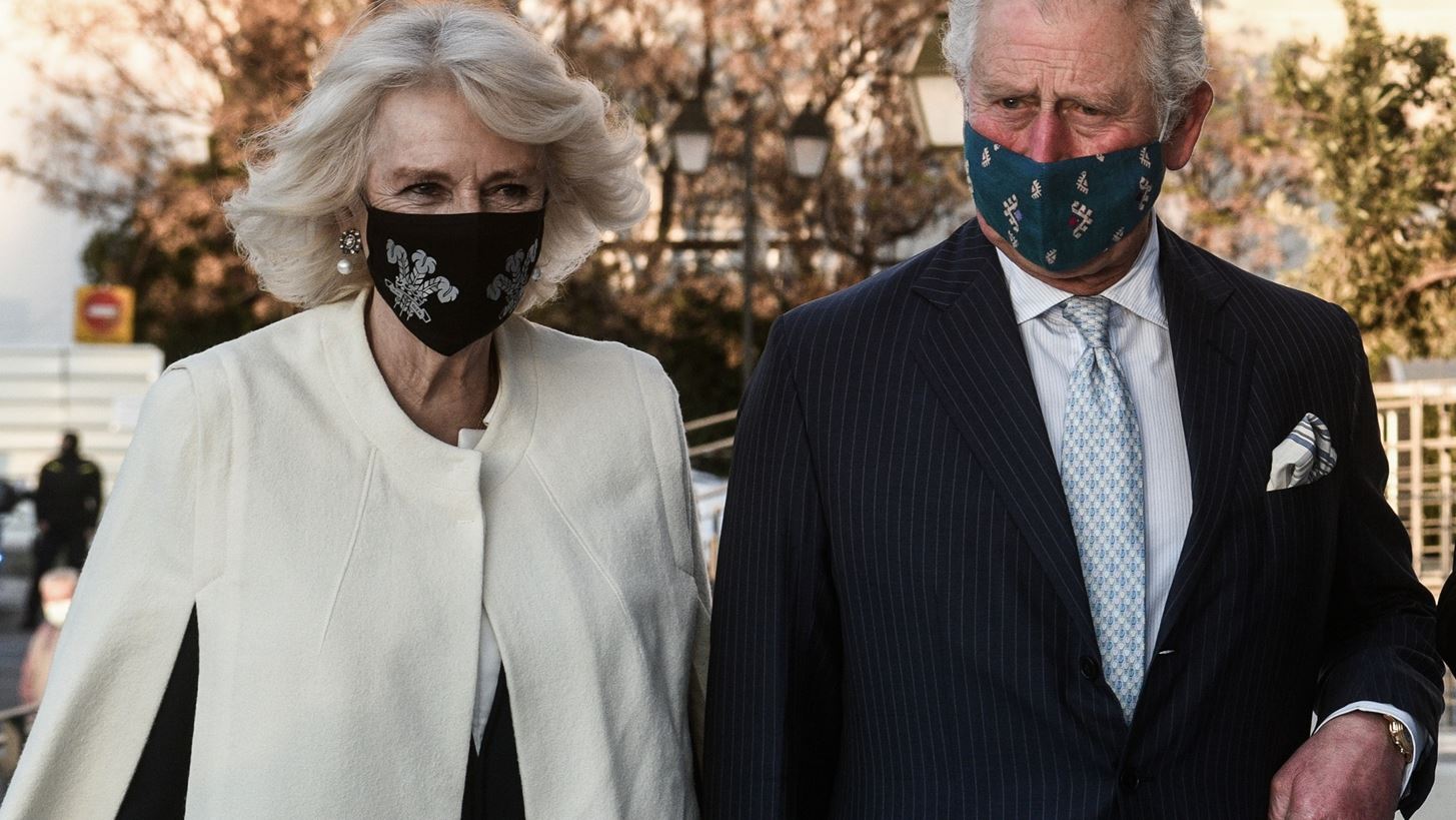 Camilla Parker Bowles | &#x39F;&#x3B9; &#x3BC;&#x3AC;&#x3C3;&#x3BA;&#x3B5;&#x3C2; &#x3B5;&#x3AF;&#x3BD;&#x3B1;&#x3B9; &#x3C4;&#x3BF; &#x3C0;&#x3B9;&#x3BF; &#x3C3;&#x3C4;&#x3B9;&#x3BB;&#x3AC;&#x3C4;&#x3BF; &#x3B1;&#x3BE;&#x3B5;&#x3C3;&#x3BF;&#x3C5;&#x3AC;&#x3C1; &#x3C4;&#x3B7;&#x3C2;
