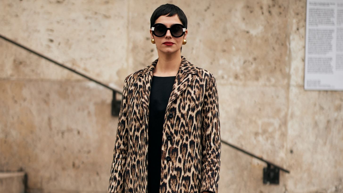 3 animal prints που πρωταγωνιστούν στο street style εκτός από το leopard