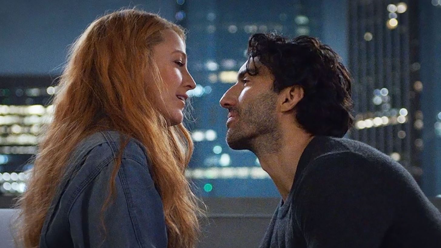 &#x388;&#x3BD;&#x3B1;&#x3C2; &#x3B1;&#x3C0;&#x3CC; &#x3C4;&#x3BF;&#x3C5;&#x3C2; &#x3C0;&#x3C1;&#x3C9;&#x3C4;&#x3B1;&#x3B3;&#x3C9;&#x3BD;&#x3B9;&#x3C3;&#x3C4;&#x3AD;&#x3C2; &#x3C4;&#x3BF;&#x3C5; It Ends with Us &#x3B1;&#x3C0;&#x3B1;&#x3BD;&#x3C4;&#x3AC; &#x3C3;&#x3B5; &#x3B1;&#x3C5;&#x3C4;&#x3CC; &#x3C0;&#x3BF;&#x3C5; &#x3CC;&#x3BB;&#x3BF;&#x3B9; &#x3B8;&#x3AD;&#x3BB;&#x3B1;&#x3BC;&#x3B5; &#x3BD;&#x3B1; &#x3C1;&#x3C9;&#x3C4;&#x3AE;&#x3C3;&#x3BF;&#x3C5;&#x3BC;&#x3B5;