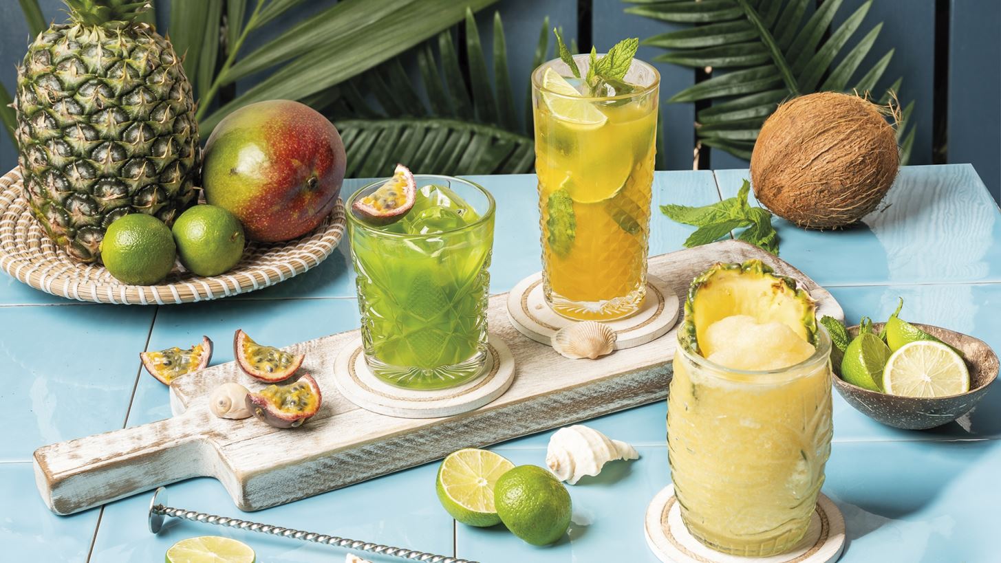 #theaftertaste | &#x39C;&#x3AF;&#x3B1; &#x3C3;&#x3C5;&#x3BD;&#x3BF;&#x3BC;&#x3B9;&#x3BB;&#x3AF;&#x3B1; &#x3BA;&#x3B5;&#x3C1;&#x3B1;&#x3BC;&#x3B9;&#x3BA;&#x3AE;&#x3C2; &#x3BA;&#x3B1;&#x3B9; &#x3B6;&#x3C9;&#x3B3;&#x3C1;&#x3B1;&#x3C6;&#x3B9;&#x3BA;&#x3AE;&#x3C2;, &#x3AD;&#x3BD;&#x3B1; &#x3C3;&#x3B7;&#x3BC;&#x3B1;&#x3BD;&#x3C4;&#x3B9;&#x3BA;&#x3CC; &#x3B3;&#x3B1;&#x3C3;&#x3C4;&#x3C1;&#x3BF;&#x3BD;&#x3BF;&#x3BC;&#x3B9;&#x3BA;&#x3CC; &#x3C6;&#x3B5;&#x3C3;&#x3C4;&#x3B9;&#x3B2;&#x3AC;&#x3BB; &#x3BA;&#x3B1;&#x3B9; &#x3AD;&#x3BD;&#x3B1; tropical escape &#x3BC;&#x3B5; &#x3BF;&#x3B4;&#x3B7;&#x3B3;&#x3CC; &#x3C4;&#x3B1; TGI FRIDAYS&#x2122;