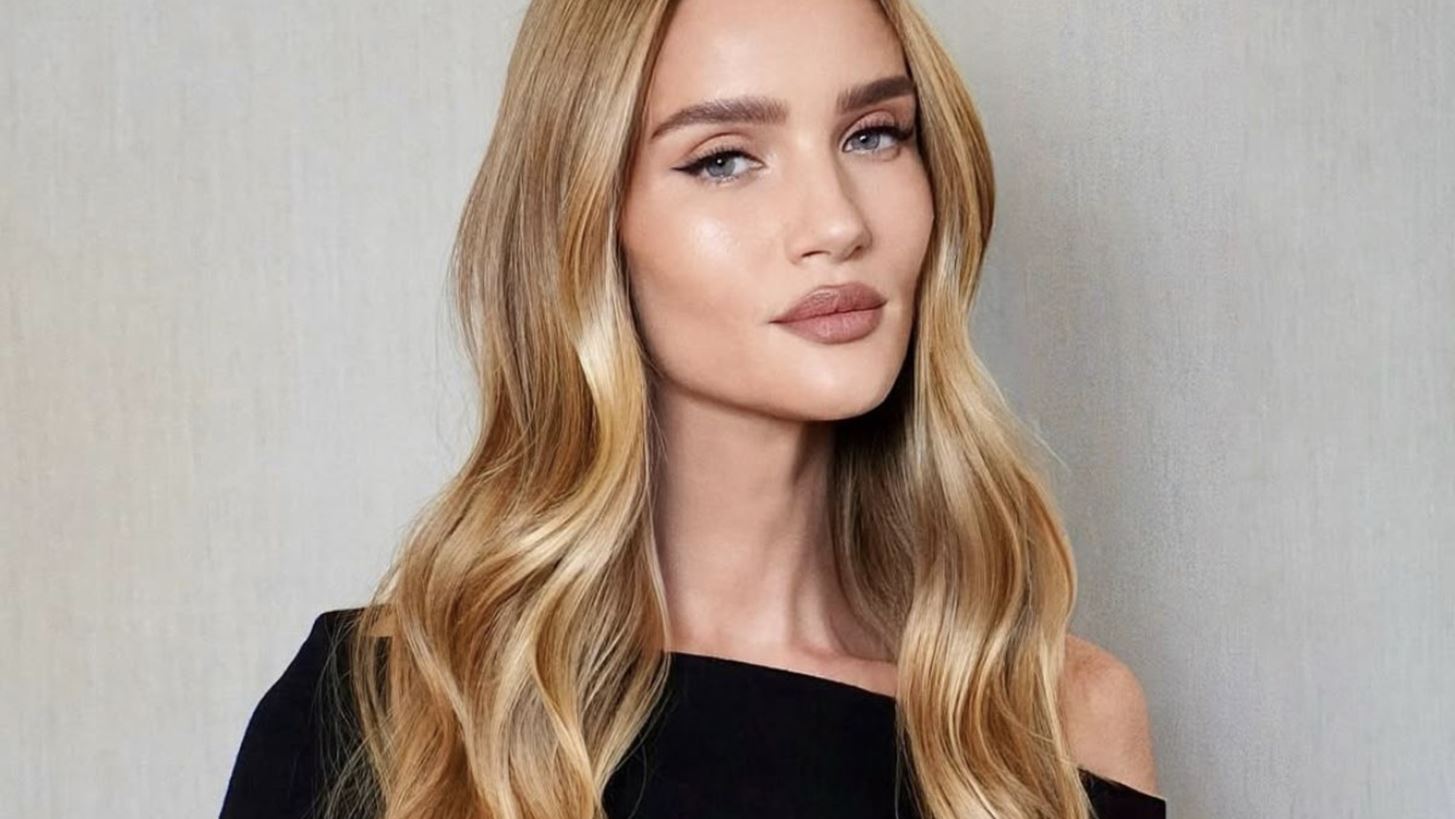 Caramel Blonde | &#x392;&#x3C1;&#x3AE;&#x3BA;&#x3B1;&#x3BC;&#x3B5; &#x3C4;&#x3BF; &#x3B9;&#x3B4;&#x3B1;&#x3BD;&#x3B9;&#x3BA;&#x3CC; &#x3BE;&#x3B1;&#x3BD;&#x3B8;&#x3CC; &#x3C0;&#x3BF;&#x3C5; &#x3B4;&#x3B5;&#x3AF;&#x3C7;&#x3BD;&#x3B5;&#x3B9; &#x3B1;&#x3BA;&#x3C1;&#x3B9;&#x3B2;&#x3CC; &#x3BA;&#x3B1;&#x3B9; &#x3C0;&#x3BF;&#x3BB;&#x3C5;&#x3C4;&#x3B5;&#x3BB;&#x3AD;&#x3C2;