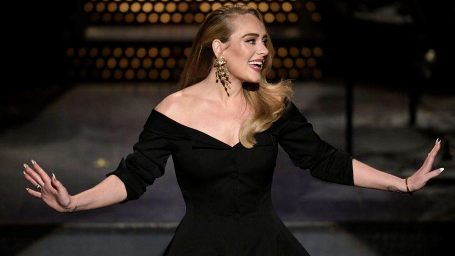 Sirtfood diet: &#x39C;&#x27; &#x3B1;&#x3C5;&#x3C4;&#x3AE; &#x3C4;&#x3B7; &#x3B4;&#x3AF;&#x3B1;&#x3B9;&#x3C4;&#x3B1; &#x3B1;&#x3B4;&#x3C5;&#x3BD;&#x3AC;&#x3C4;&#x3B9;&#x3C3;&#x3B5; &#x3B7; Adele