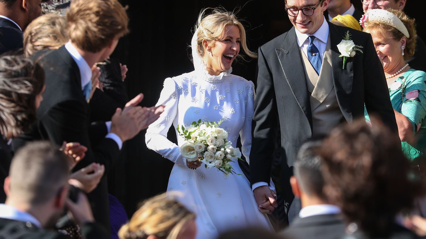 &#x39A;&#x3B9; &#x3CC;&#x3BC;&#x3C9;&#x3C2; &#x3B7; Ellie Goulding &#x3C6;&#x3CC;&#x3C1;&#x3B5;&#x3C3;&#x3B5; &#x3B1;&#x3BA;&#x3CC;&#x3BC;&#x3B7; &#x3B4;&#x3CD;&#x3BF; &#x3BD;&#x3C5;&#x3C6;&#x3B9;&#x3BA;&#x3AC;