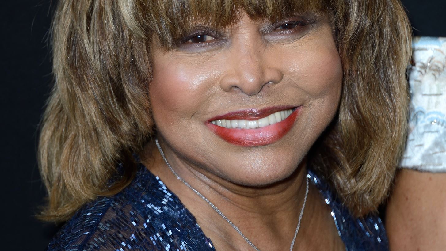 Tina Turner | &#x388;&#x3C6;&#x3C5;&#x3B3;&#x3B5; &#x3B1;&#x3C0;&#x3CC; &#x3C4;&#x3B7; &#x3B6;&#x3C9;&#x3AE; &#x3C3;&#x3B5; &#x3B7;&#x3BB;&#x3B9;&#x3BA;&#x3AF;&#x3B1; 83 &#x3B5;&#x3C4;&#x3CE;&#x3BD;