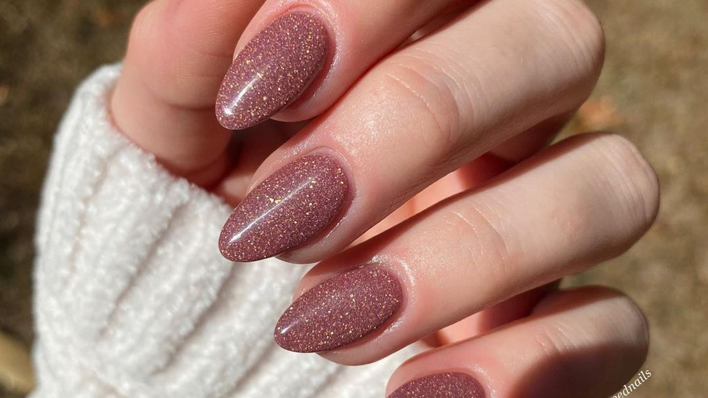 8&#x2B;1 mauve manicure ideas | &#x3A4;&#x3BF; &#x3BC;&#x3C9;&#x3B2; &#x3C7;&#x3C1;&#x3CE;&#x3BC;&#x3B1; &#x3B3;&#x3AF;&#x3BD;&#x3B5;&#x3C4;&#x3B1;&#x3B9; &#x3C4;&#x3BF; &#x3BD;&#x3AD;&#x3BF; nude &#x3C3;&#x3C4;&#x3B1; &#x3BD;&#x3CD;&#x3C7;&#x3B9;&#x3B1;