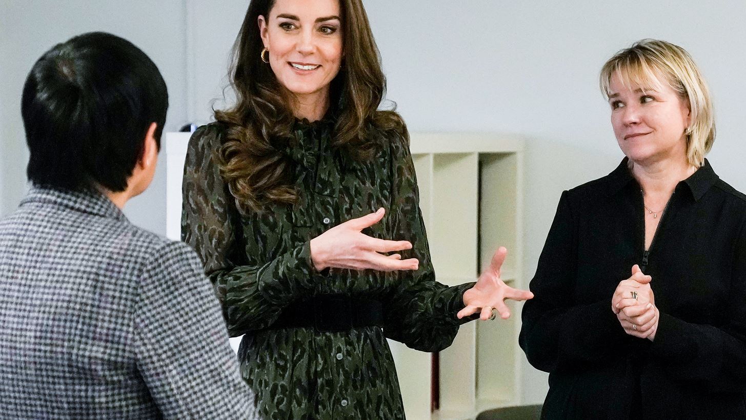 &#x39A;&#x3B1;&#x3BD;&#x27;&#x3C4;&#x3BF; &#x3CC;&#x3C0;&#x3C9;&#x3C2; &#x3B7; Kate Middleton | O royal &#x3C4;&#x3C1;&#x3CC;&#x3C0;&#x3BF;&#x3C2; &#x3BD;&#x3B1; &#x3C6;&#x3BF;&#x3C1;&#x3AD;&#x3C3;&#x3B5;&#x3B9;&#x3C2; &#x3C4;&#x3BF; animal print