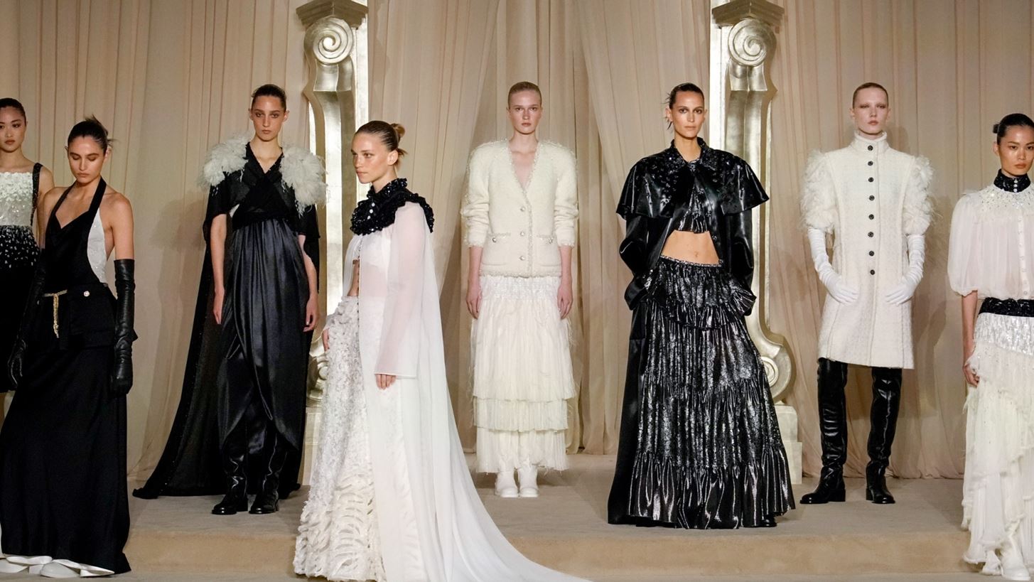 Chanel Haute Couture | &#x397; &#x3B1;&#x3AD;&#x3BD;&#x3B1;&#x3B7; &#x3BA;&#x3BF;&#x3BC;&#x3C8;&#x3CC;&#x3C4;&#x3B7;&#x3C4;&#x3B1; &#x3C4;&#x3B7;&#x3C2; &#x3C5;&#x3C8;&#x3B7;&#x3BB;&#x3AE;&#x3C2; &#x3C1;&#x3B1;&#x3C0;&#x3C4;&#x3B9;&#x3BA;&#x3AE;&#x3C2; &#x3BA;&#x3B1;&#x3B9; &#x3B7; &#x3BF;&#x3BC;&#x3BF;&#x3C1;&#x3C6;&#x3B9;&#x3AC; &#x3C4;&#x3B7;&#x3C2; &#x3C6;&#x3CD;&#x3C3;&#x3B7;&#x3C2;