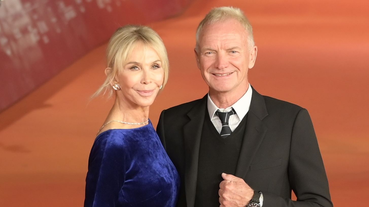 Sting - Trudie Styler | &#x3A4;&#x3BF; &#x3C4;&#x3C1;&#x3C5;&#x3C6;&#x3B5;&#x3C1;&#x3CC; &#x3B5;&#x3BD;&#x3C3;&#x3C4;&#x3B1;&#x3BD;&#x3C4;&#x3B1;&#x3BD;&#x3AD; &#x3C3;&#x3C4;&#x3BF; &#x3BA;&#x3CC;&#x3BA;&#x3BA;&#x3B9;&#x3BD;&#x3BF; &#x3C7;&#x3B1;&#x3BB;&#x3AF; &#x3C4;&#x3B7;&#x3C2; &#x3A1;&#x3CE;&#x3BC;&#x3B7;&#x3C2;