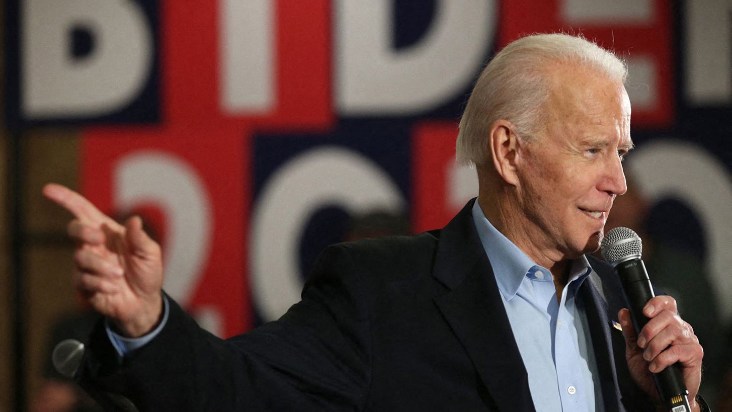 &#x39F; Joe Biden &#x3B6;&#x3B7;&#x3C4;&#x3AC; &#x3B1;&#x3C0;&#x3CC; &#x3C4;&#x3B7;&#x3BD; Cardi B &#x3BD;&#x3B1; &#x3C0;&#x3C1;&#x3BF;&#x3C4;&#x3C1;&#x3AD;&#x3C8;&#x3B5;&#x3B9; &#x3C4;&#x3BF;&#x3C5;&#x3C2; &#x3B8;&#x3B1;&#x3C5;&#x3BC;&#x3B1;&#x3C3;&#x3C4;&#x3AD;&#x3C2; &#x3C4;&#x3B7;&#x3C2; &#x3BD;&#x3B1; &#x3C8;&#x3B7;&#x3C6;&#x3AF;&#x3C3;&#x3BF;&#x3C5;&#x3BD; &#x3C3;&#x3C4;&#x3B9;&#x3C2; &#x3C0;&#x3C1;&#x3BF;&#x3B5;&#x3B4;&#x3C1;&#x3B9;&#x3BA;&#x3AD;&#x3C2; &#x3B5;&#x3BA;&#x3BB;&#x3BF;&#x3B3;&#x3AD;&#x3C2;
