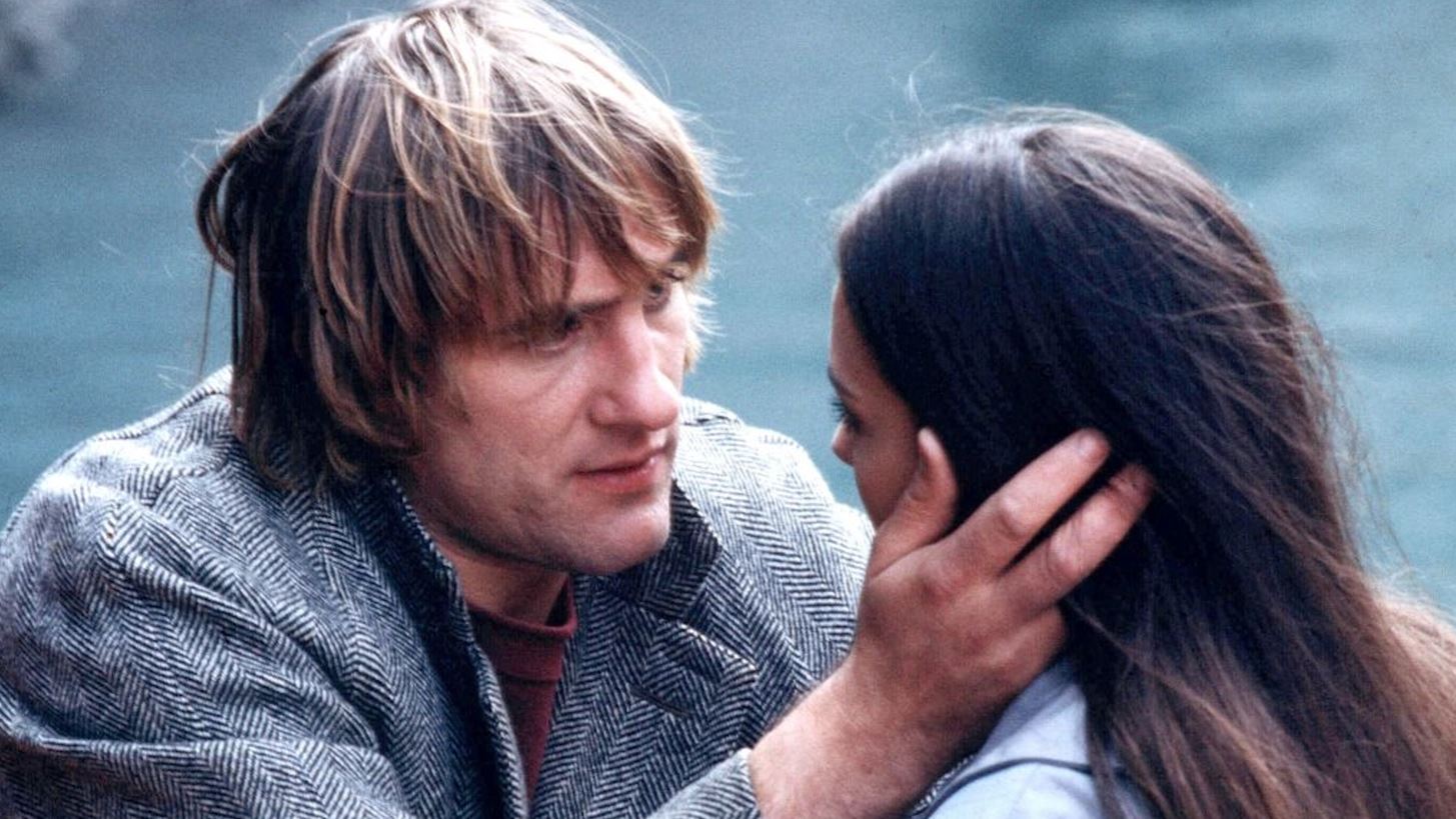 "Κατηγορώ τον εαυτό μου που δεν μίλησα νωρίτερα" | Η πρώην σύζυγος του Gérard Depardieu, σπάει  τη σιωπή της