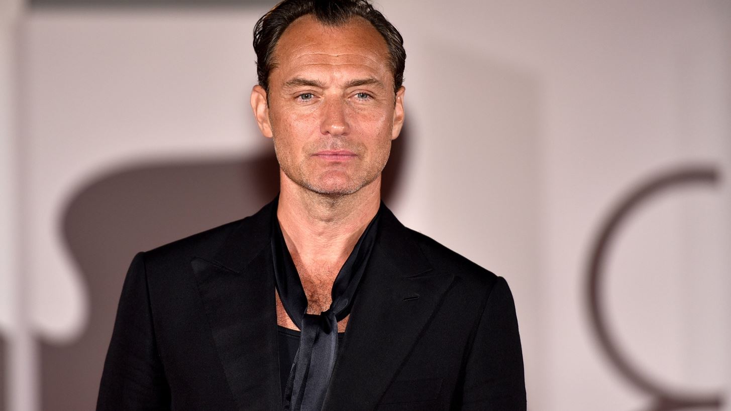 &#x39F; Jude Law &#x3B1;&#x3C0;&#x3AD;&#x3BA;&#x3C4;&#x3B7;&#x3C3;&#x3B5; &#x3C4;&#x3BF; &#x3B4;&#x3B9;&#x3BA;&#x3CC; &#x3C4;&#x3BF;&#x3C5; &#x3B1;&#x3C3;&#x3C4;&#x3AD;&#x3C1;&#x3B9; &#x3C3;&#x3C4;&#x3B7; &#x39B;&#x3B5;&#x3C9;&#x3C6;&#x3CC;&#x3C1;&#x3BF; &#x3C4;&#x3B7;&#x3C2; &#x394;&#x3CC;&#x3BE;&#x3B1;&#x3C2; &#x3C3;&#x3C4;&#x3BF; Hollywood