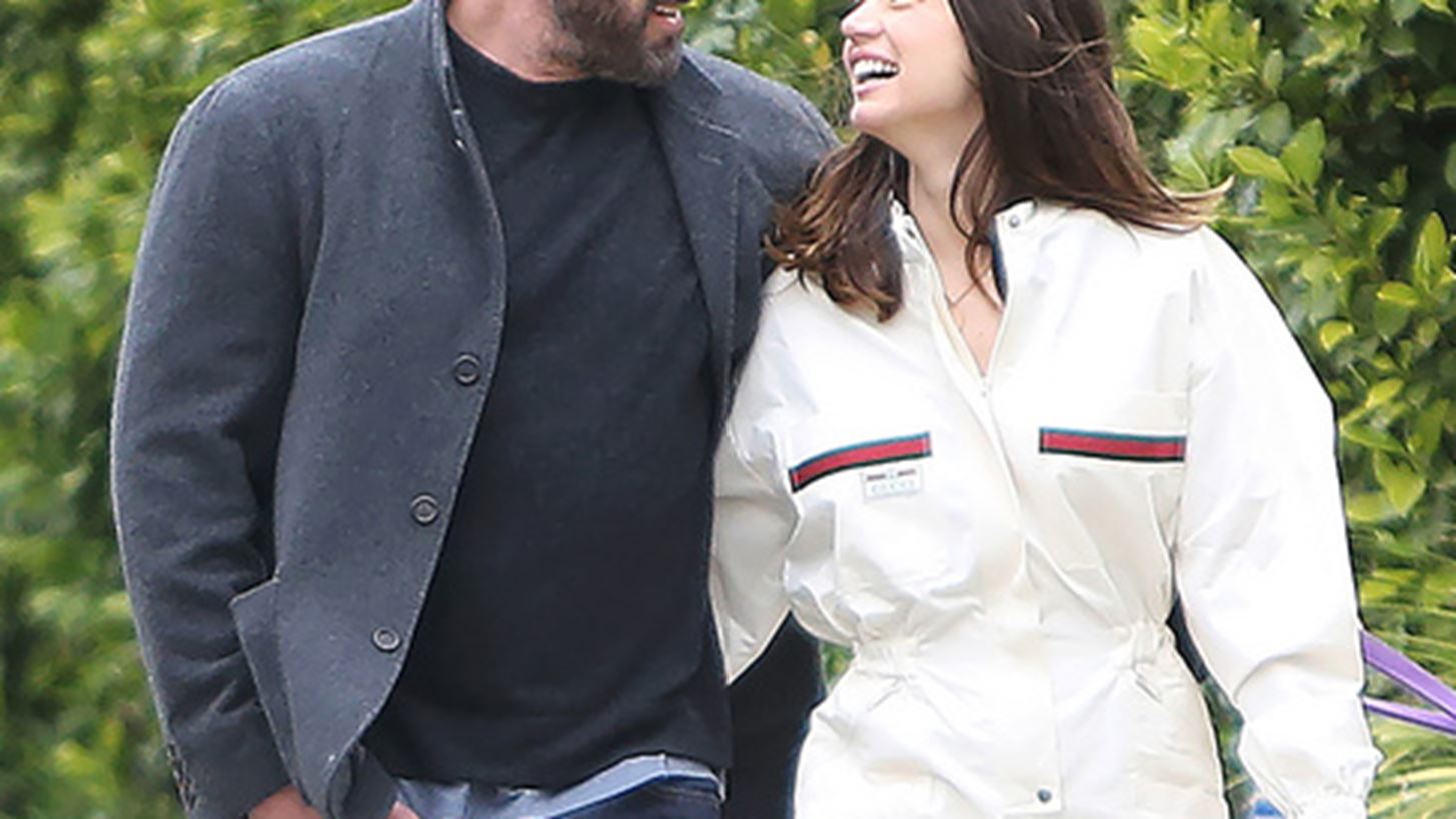 Ben Affleck &#x2013; Ana de Armas | &#x39C;&#x3CC;&#x3BB;&#x3B9;&#x3C2; &#x3C7;&#x3CE;&#x3C1;&#x3B9;&#x3C3;&#x3B1;&#x3BD;