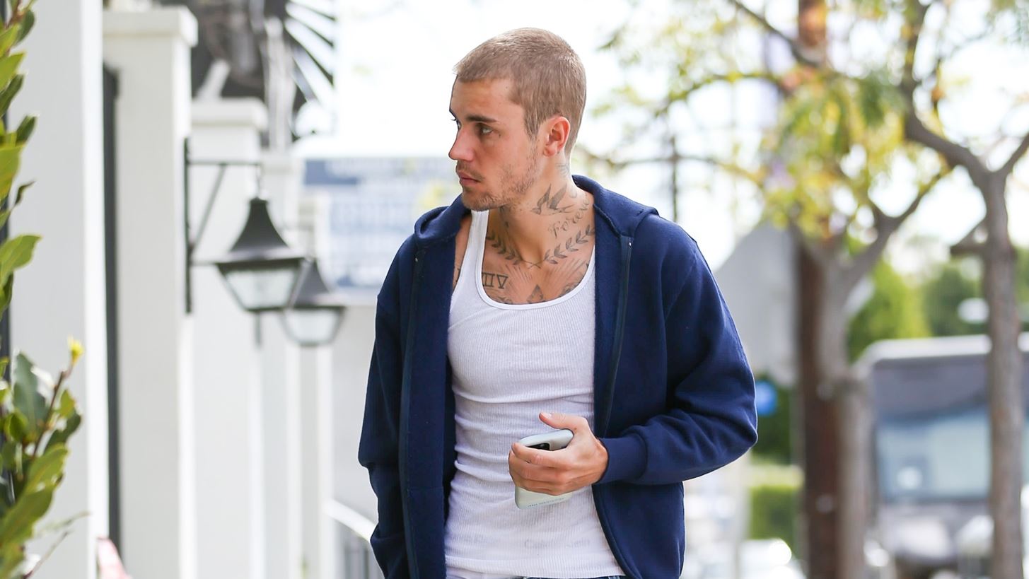 Justin Bieber | &#x3A4;&#x3BF; &#x3B1;&#x3B9;&#x3BD;&#x3B9;&#x3B3;&#x3BC;&#x3B1;&#x3C4;&#x3B9;&#x3BA;&#x3CC; &#x3BC;&#x3AE;&#x3BD;&#x3C5;&#x3BC;&#x3B1;&#xA0;&#x3C0;&#x3BF;&#x3C5; &#x3C6;&#x3BF;&#x3C5;&#x3BD;&#x3C4;&#x3CE;&#x3BD;&#x3B5;&#x3B9; &#x3C4;&#x3B7;&#x3BD; &#x3B1;&#x3BD;&#x3B7;&#x3C3;&#x3C5;&#x3C7;&#x3AF;&#x3B1; &#x3B3;&#x3B9;&#x3B1; &#x3C4;&#x3B7;&#x3BD; &#x3BA;&#x3B1;&#x3C4;&#x3AC;&#x3C3;&#x3C4;&#x3B1;&#x3C3;&#x3AE; &#x3C4;&#x3BF;&#x3C5;