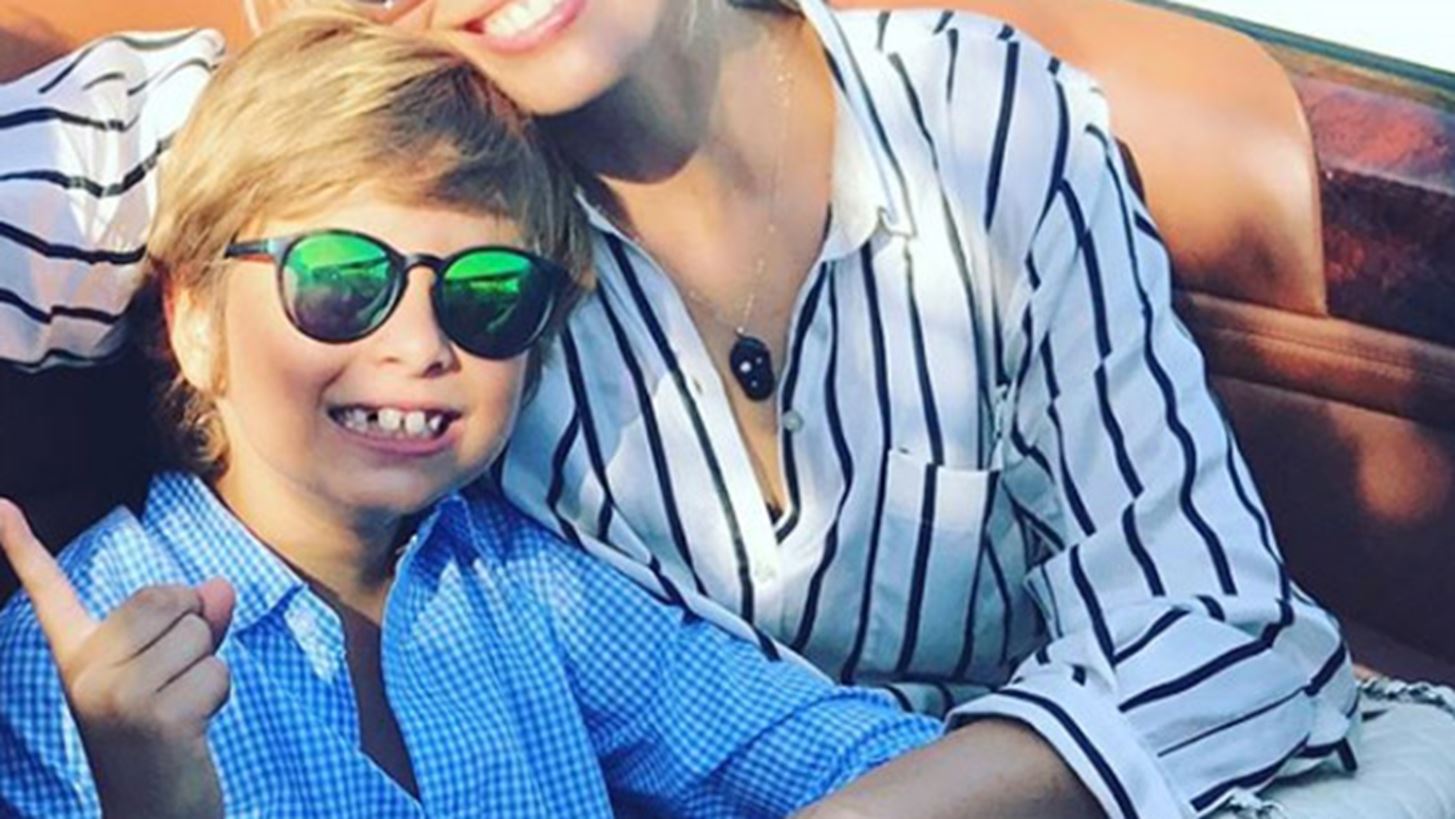 Karolina Kurkova: &#x386;&#x3BB;&#x3BB;&#x3BF; &#x3AD;&#x3BD;&#x3B1; &#x3B4;&#x3B9;&#x3AC;&#x3C3;&#x3B7;&#x3BC;&#x3BF; &#x3BC;&#x3BF;&#x3BD;&#x3C4;&#x3AD;&#x3BB;&#x3BF; &#x3BA;&#x3AC;&#x3BD;&#x3B5;&#x3B9; &#x3B4;&#x3B9;&#x3B1;&#x3BA;&#x3BF;&#x3C0;&#x3AD;&#x3C2; &#x3C3;&#x3C4;&#x3B7;&#x3BD; &#x395;&#x3BB;&#x3BB;&#x3AC;&#x3B4;&#x3B1;