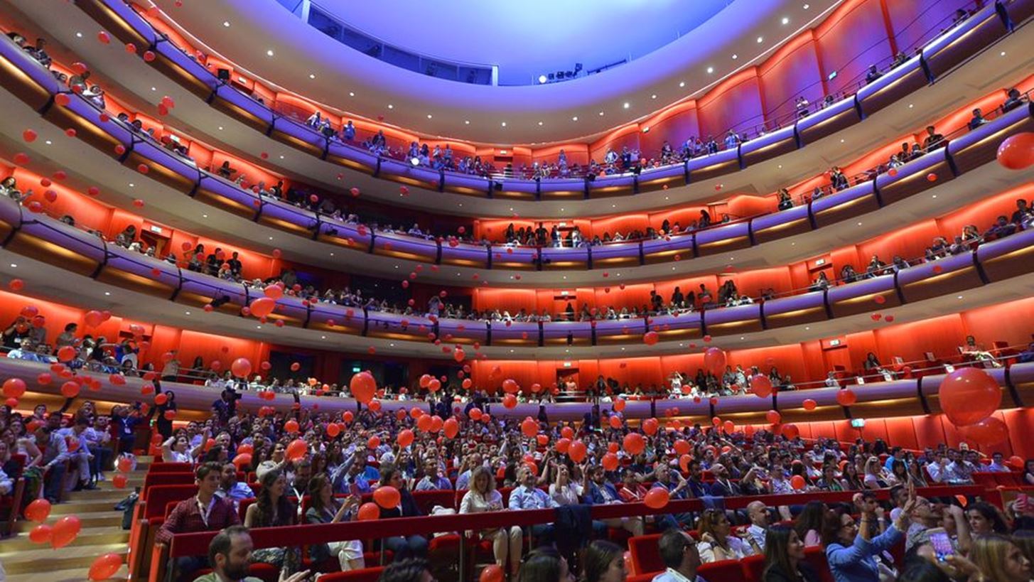 &#x39A;&#x3B1;&#x3B9;&#x3BD;&#x3BF;&#x3C4;&#x3BF;&#x3BC;&#x3AF;&#x3B1;, &#x3AD;&#x3BC;&#x3C0;&#x3BD;&#x3B5;&#x3C5;&#x3C3;&#x3B7;, &#x3C0;&#x3C1;&#x3BF;&#x3C3;&#x3B2;&#x3B1;&#x3C3;&#x3B9;&#x3BC;&#x3CC;&#x3C4;&#x3B7;&#x3C4;&#x3B1;: &#x3A4;&#x3BF; TEDxAthens 2017 &#x3BE;&#x3B5;&#x3C0;&#x3AD;&#x3C1;&#x3B1;&#x3C3;&#x3B5; &#x3C4;&#x3B1; &quot;&#x3CC;&#x3C1;&#x3B9;&#x3AC;&quot; &#x3C4;&#x3BF;&#x3C5;