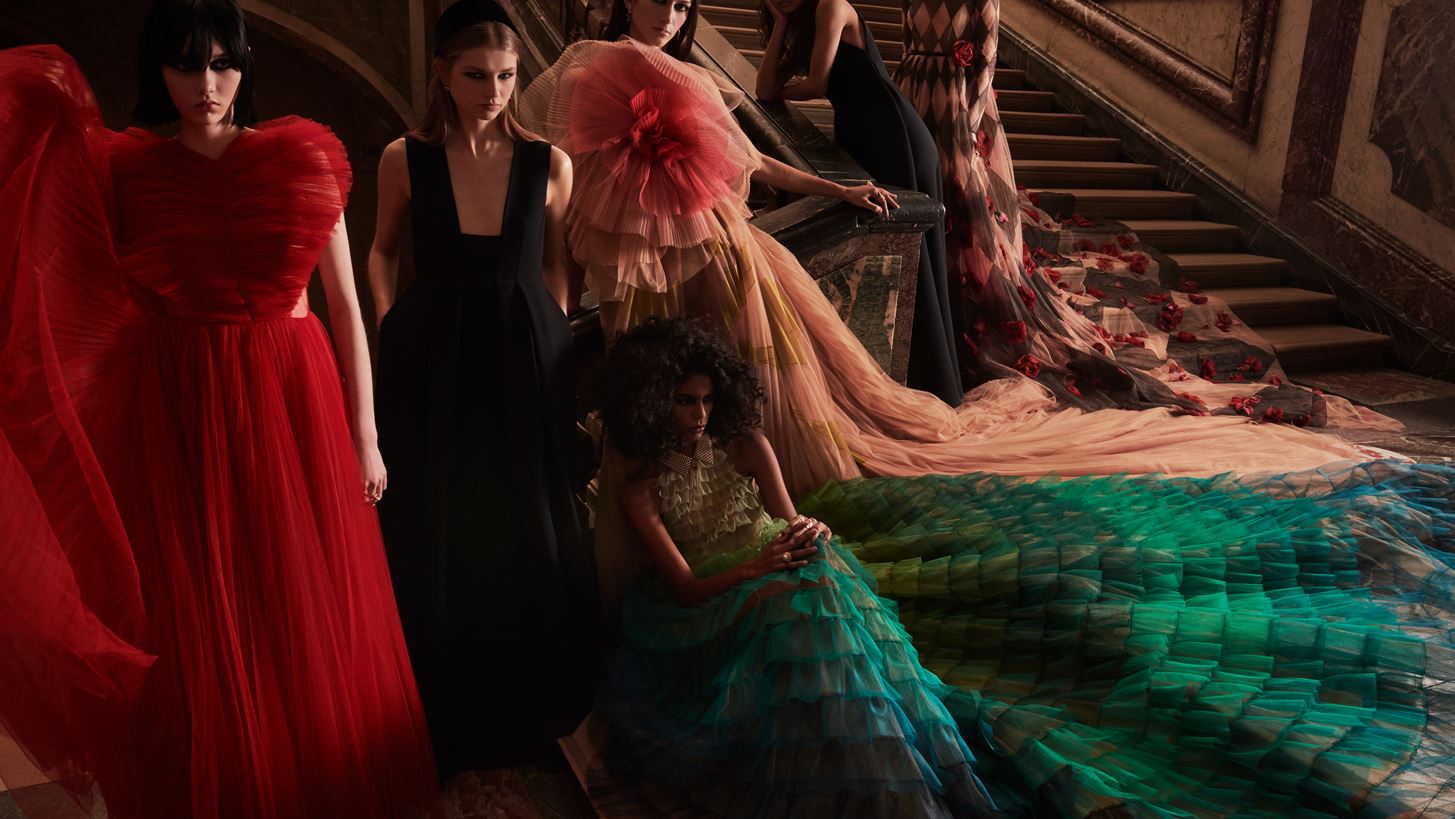 Dior F/W 2021-22 | &#x39C;&#x3CC;&#x3B4;&#x3B1; &#x3B2;&#x3B3;&#x3B1;&#x3BB;&#x3BC;&#x3AD;&#x3BD;&#x3B7; &#x3B1;&#x3C0;&#x3CC; &#x3C4;&#x3B1; &#x3C0;&#x3B1;&#x3C1;&#x3B1;&#x3BC;&#x3CD;&#x3B8;&#x3B9;&#x3B1;