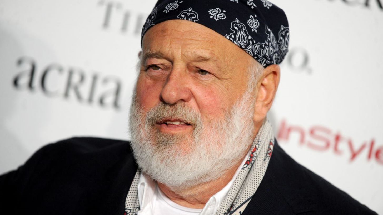 (&#x39A;&#x3B1;&#x3B9;) &#x3BF; Bruce Weber &#x3BA;&#x3B1;&#x3C4;&#x3B7;&#x3B3;&#x3BF;&#x3C1;&#x3B5;&#x3AF;&#x3C4;&#x3B1;&#x3B9; &#x3C4;&#x3CE;&#x3C1;&#x3B1; &#x3B3;&#x3B9;&#x3B1; &#x3C3;&#x3B5;&#x3BE;&#x3BF;&#x3C5;&#x3B1;&#x3BB;&#x3B9;&#x3BA;&#x3AE; &#x3C0;&#x3B1;&#x3C1;&#x3B5;&#x3BD;&#x3CC;&#x3C7;&#x3BB;&#x3B7;&#x3C3;&#x3B7;