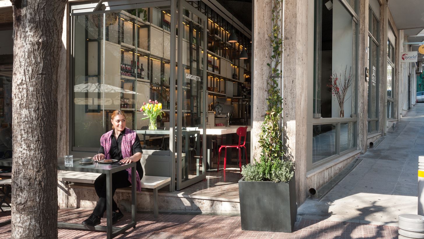 Gargaretta: &#x3B7; &#x3BD;&#x3AD;&#x3B1; &#x3AC;&#x3C6;&#x3B9;&#x3BE;&#x3B7; &#x3C3;&#x3C4;&#x3B7;&#x3BD; &#x3C0;&#x3CC;&#x3BB;&#x3B7; &#x3BA;&#x3C1;&#x3CD;&#x3B2;&#x3B5;&#x3B9; &#x3C4;&#x3BF; grandeur &#x3BC;&#x3AF;&#x3B1;&#x3C2; &#x3C0;&#x3B1;&#x3BB;&#x3B9;&#x3AC;&#x3C2; &#x3B1;&#x3B8;&#x3B7;&#x3BD;&#x3B1;&#x3CA;&#x3BA;&#x3AE;&#x3C2; &#x3C3;&#x3C5;&#x3BD;&#x3BF;&#x3B9;&#x3BA;&#x3AF;&#x3B1;&#x3C2;