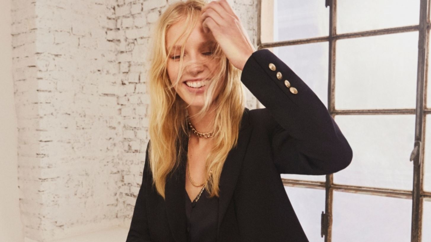 &#x397; &#x3BD;&#x3AD;&#x3B1; Liu Jo &#x3C3;&#x3C5;&#x3BB;&#x3BB;&#x3BF;&#x3B3;&#x3AE; &#x3B8;&#x3B1; &#x3C3;&#x3B5; &#x3BA;&#x3AC;&#x3BD;&#x3B5;&#x3B9; &#x3BD;&#x3B1; &#x3BF;&#x3BD;&#x3B5;&#x3B9;&#x3C1;&#x3B5;&#x3CD;&#x3B5;&#x3C3;&#x3B1;&#x3B9; &#x3BA;&#x3C1;&#x3BF;&#x3C5;&#x3B1;&#x3B6;&#x3B9;&#x3AD;&#x3C1;&#x3B5;&#x3C2; &#x3C3;&#x3C4;&#x3BF; &#x391;&#x3B9;&#x3B3;&#x3B1;&#x3AF;&#x3BF;