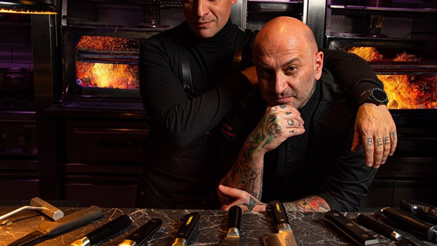 &#x3A4;&#x3B1; Drakoulis Dry &amp; Raw &#x3C3;&#x3C4;&#x3B7;&#x3BD; &#x3B5;&#x3C0;&#x3BF;&#x3C7;&#x3AE; &#x3C4;&#x3BF;&#x3C5; &#x394;&#x3B7;&#x3BC;&#x3AE;&#x3C4;&#x3C1;&#x3B7; &#x39A;&#x3B1;&#x3C4;&#x3C1;&#x3B9;&#x3B2;&#x3AD;&#x3C3;&#x3B7;