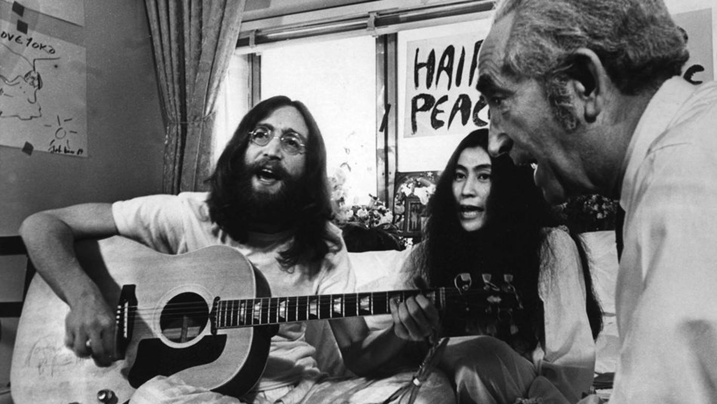 &#x3A0;&#x3BB;&#x3AD;&#x3BF;&#x3BD; &#x3BC;&#x3C0;&#x3BF;&#x3C1;&#x3B5;&#x3AF;&#x3C2; &#x3BD;&#x3B1; &#x3BC;&#x3B5;&#x3AF;&#x3BD;&#x3B5;&#x3B9;&#x3C2; &#x3C3;&#x3C4;&#x3B7; &#x3B4;&#x3B9;&#x3AC;&#x3C3;&#x3B7;&#x3BC;&#x3B7; &#x3C3;&#x3BF;&#x3C5;&#x3AF;&#x3C4;&#x3B1; &#x3C4;&#x3BF;&#x3C5; John Lennon &#x3BA;&#x3B1;&#x3B9; &#x3C4;&#x3B7;&#x3C2; Yoko Ono