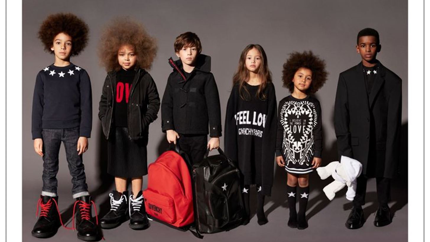 O o&#x3AF;&#x3BA;&#x3BF;&#x3C2; Givenchy &#x3BB;&#x3B1;&#x3BD;&#x3C3;&#x3AC;&#x3C1;&#x3B5;&#x3B9; &#x3BC;&#x3B9;&#x3B1; &#x3BD;&#x3AD;&#x3B1; &#x3C3;&#x3C5;&#x3BB;&#x3BB;&#x3BF;&#x3B3;&#x3AE; &#x3BC;&#x3B5; &#x3C0;&#x3B1;&#x3B9;&#x3B4;&#x3B9;&#x3BA;&#x3AC; &#x3C1;&#x3BF;&#x3CD;&#x3C7;&#x3B1;