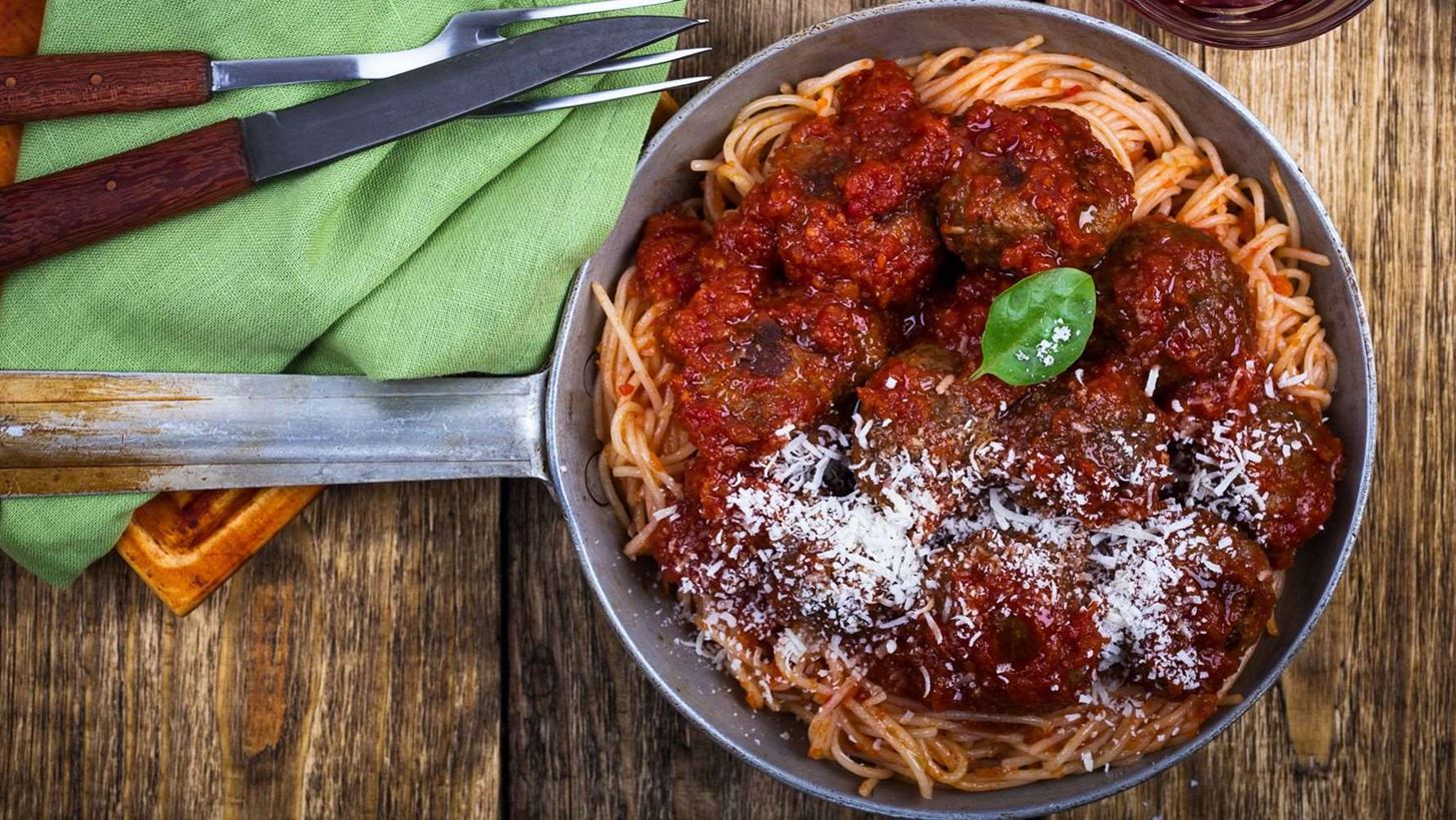 &#x39A;&#x3B5;&#x3C6;&#x3C4;&#x3AD;&#x3B4;&#x3B5;&#x3C2; &#x3BC;&#x3B5; &#x3BC;&#x3B1;&#x3BA;&#x3B1;&#x3C1;&#x3CC;&#x3BD;&#x3B9;&#x3B1;, &#x3BC;&#x3AF;&#x3B1; &#x3C3;&#x3C5;&#x3BD;&#x3C4;&#x3B1;&#x3B3;&#x3AE; &#x3BA;&#x3B1;&#x3C4;&#x3B5;&#x3C5;&#x3B8;&#x3B5;&#x3AF;&#x3B1;&#x3BD; &#x3B1;&#x3C0;&#x3CC; &#x3C4;&#x3B7;&#x3BD; &#x391;&#x3BC;&#x3B5;&#x3C1;&#x3B9;&#x3BA;&#x3AE;