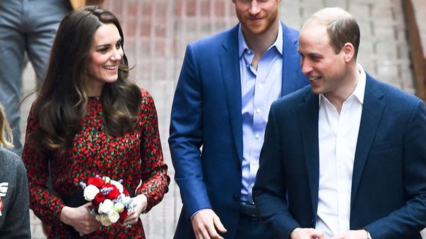 &#x39F;&#x3B9; &#x3C0;&#x3C1;&#x3AF;&#x3B3;&#x3BA;&#x3B9;&#x3C0;&#x3B5;&#x3C2; William &#x3BA;&#x3B1;&#x3B9; Harry &#x3BA;&#x3B1;&#x3B9; &#x3B7; Kate Middleton &#x3B4;&#x3B9;&#x3BF;&#x3C1;&#x3B3;&#x3B1;&#x3BD;&#x3CE;&#x3BD;&#x3BF;&#x3C5;&#x3BD; &#x3C0;&#x3AC;&#x3C1;&#x3C4;&#x3C5; &#x3C3;&#x3C4;&#x3BF; Buckingham