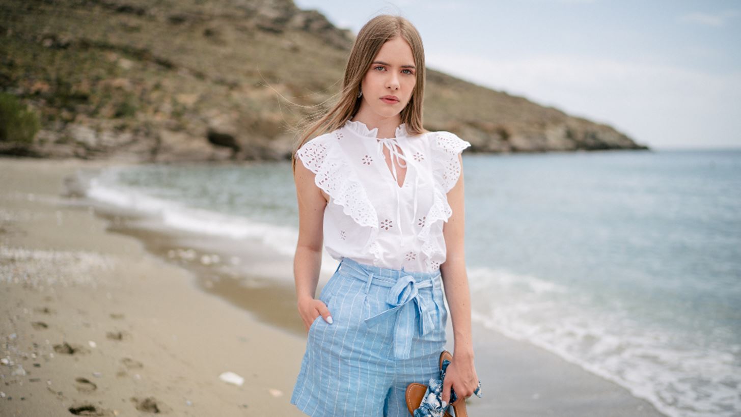 Under the Sun by H&amp;M &#x394;&#x3B9;&#x3B1;&#x3B3;&#x3C9;&#x3BD;&#x3B9;&#x3C3;&#x3BC;&#x3CC;&#x3C2; | A&#x3BA;&#x3BF;&#x3BB;&#x3BF;&#x3CD;&#x3B8;&#x3B7;&#x3C3;&#x3B5; &#x3C4;&#x3B7;&#x3BD; &#x391;&#x3BD;&#x3B1;&#x3C3;&#x3C4;&#x3B1;&#x3C3;&#x3AF;&#x3B1; &#x3A4;&#x3C3;&#x3B9;&#x3BB;&#x3B9;&#x3BC;&#x3C0;&#x3AF;&#x3BF;&#x3C5; &#x3C3;&#x3C4;&#x3B7;&#x3BD; &#x3A4;&#x3AE;&#x3BD;&#x3BF; &#x3BA;&#x3B1;&#x3B9; &#x3BA;&#x3AD;&#x3C1;&#x3B4;&#x3B9;&#x3C3;&#x3B5; &#x3C4;&#x3B7;&#x3BD; &#x3AF;&#x3B4;&#x3B9;&#x3B1; &#x3BC;&#x3BF;&#x3BD;&#x3B1;&#x3B4;&#x3B9;&#x3BA;&#x3AE; &#x3B5;&#x3BC;&#x3C0;&#x3B5;&#x3B9;&#x3C1;&#x3AF;&#x3B1;